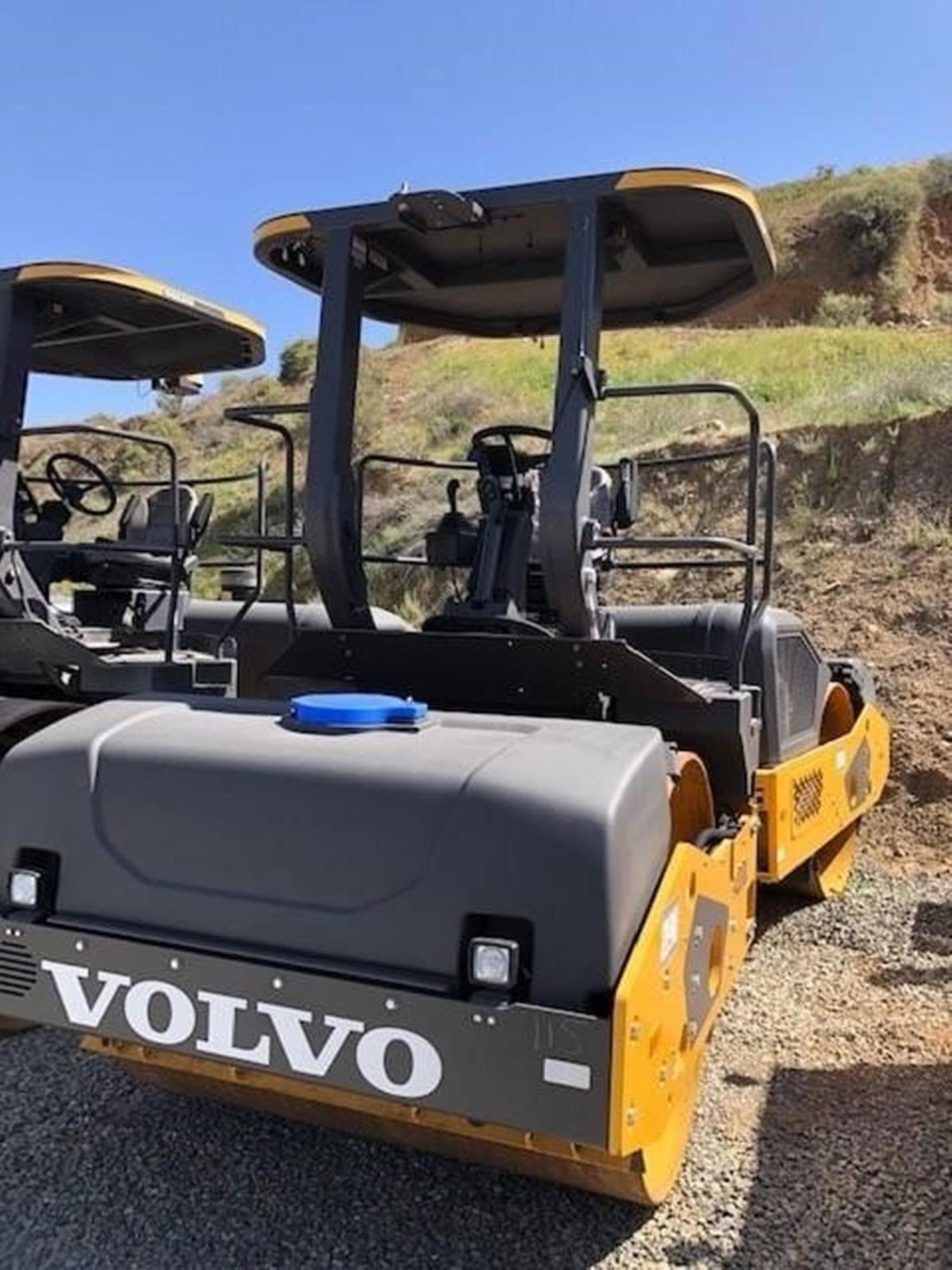 VOLVO DD110C LgvhMvG.jpeg