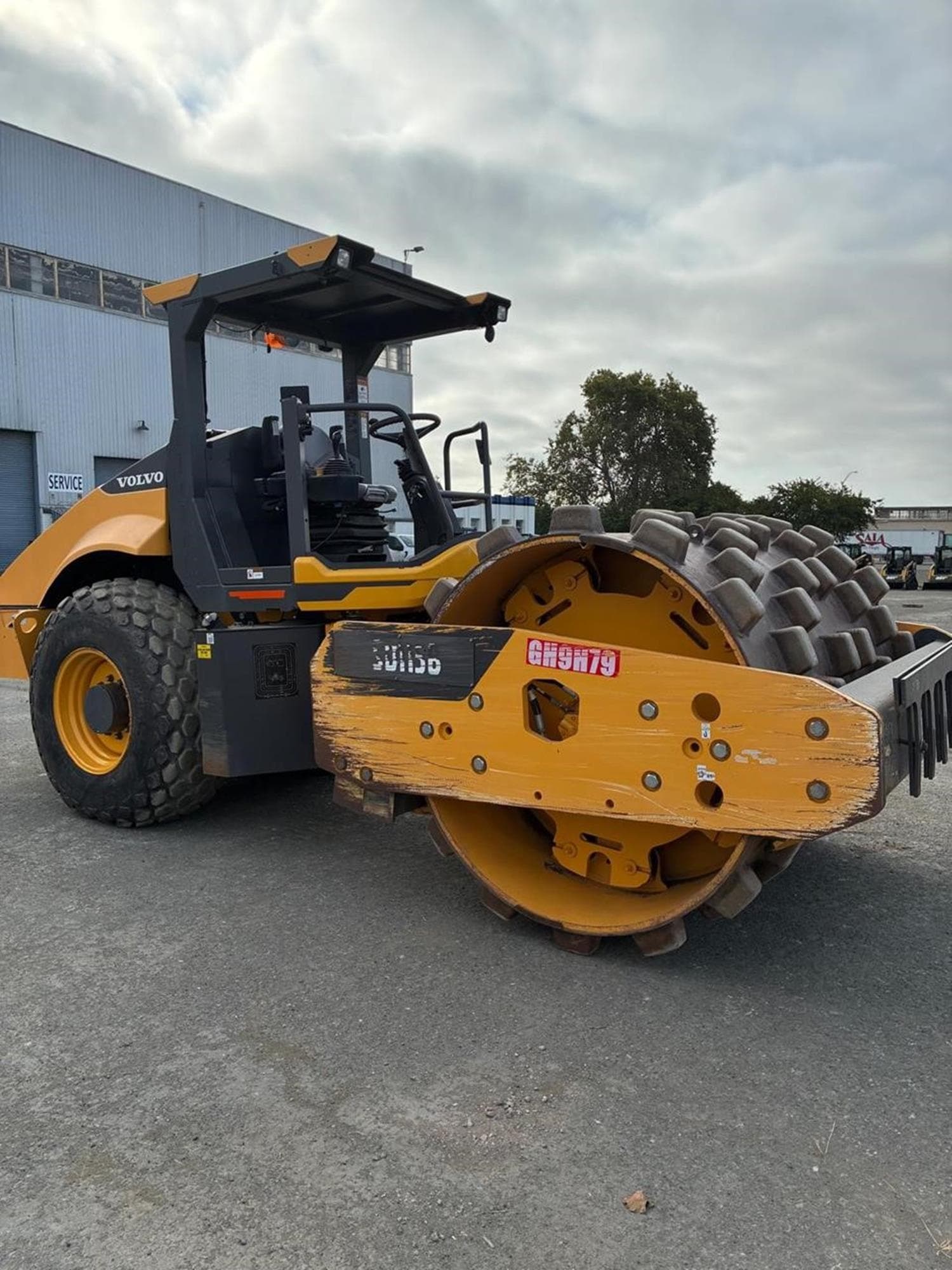 VOLVO SD115B hPReos4.jpeg
