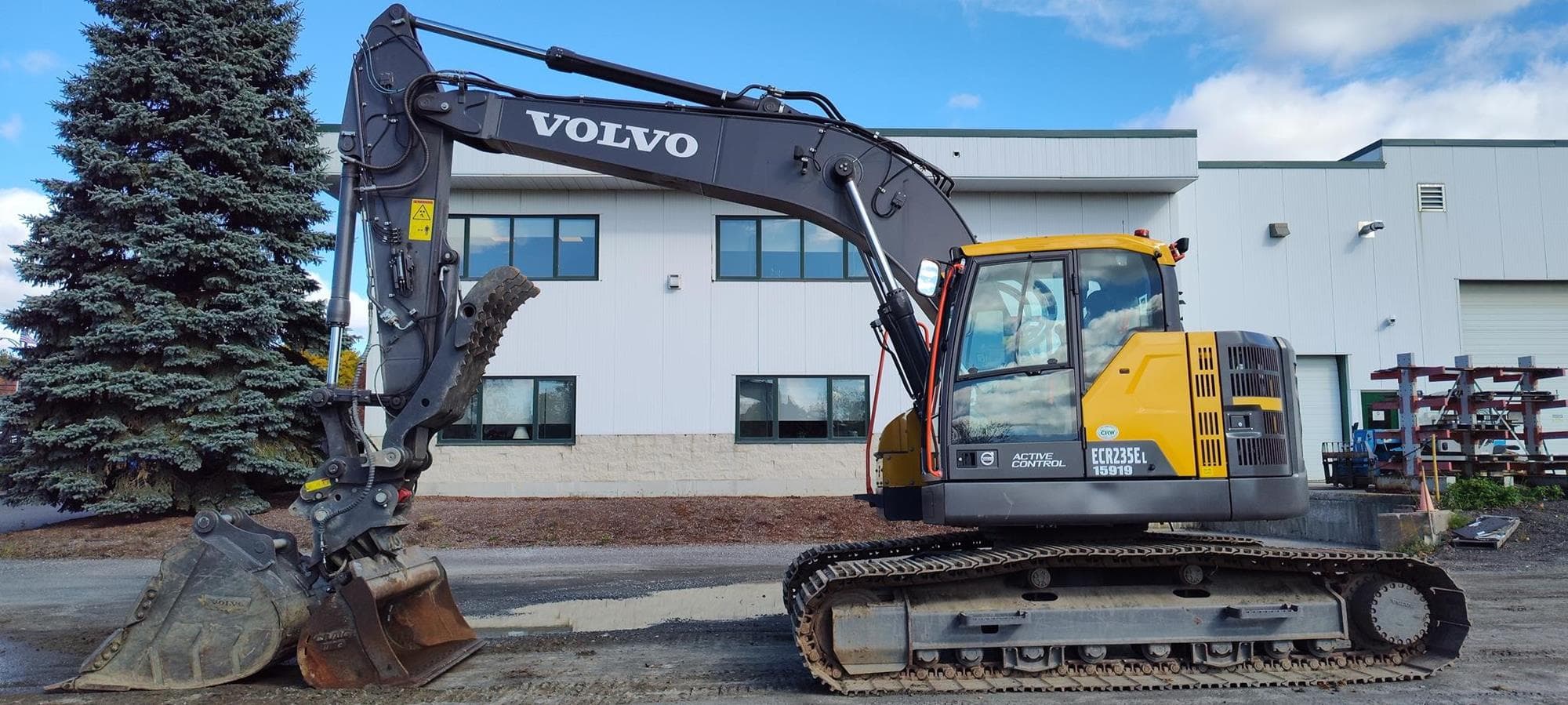 VOLVO ECR235EL 2fOsEgx.jpeg