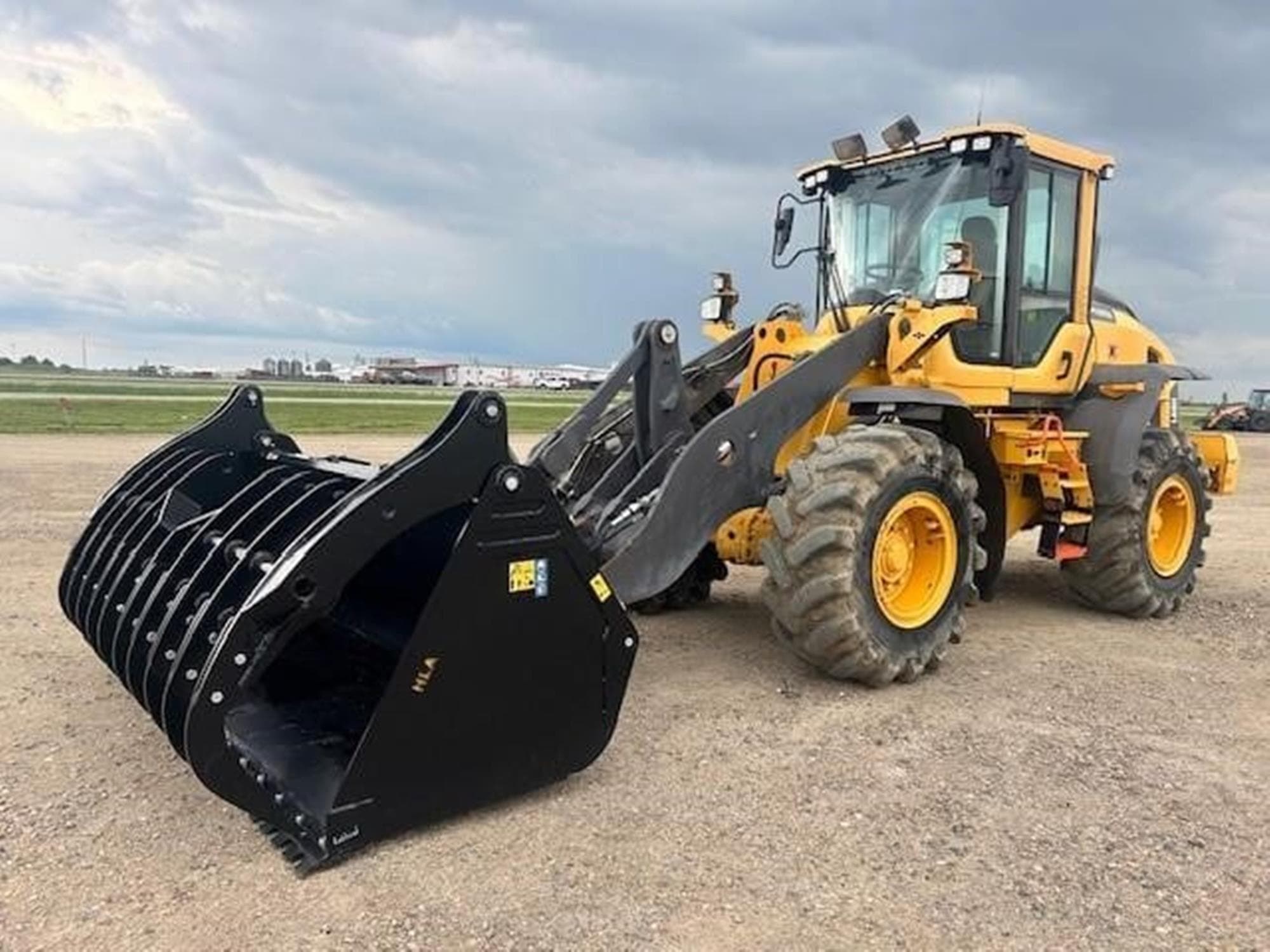 VOLVO L60H ikhMl1W.jpeg