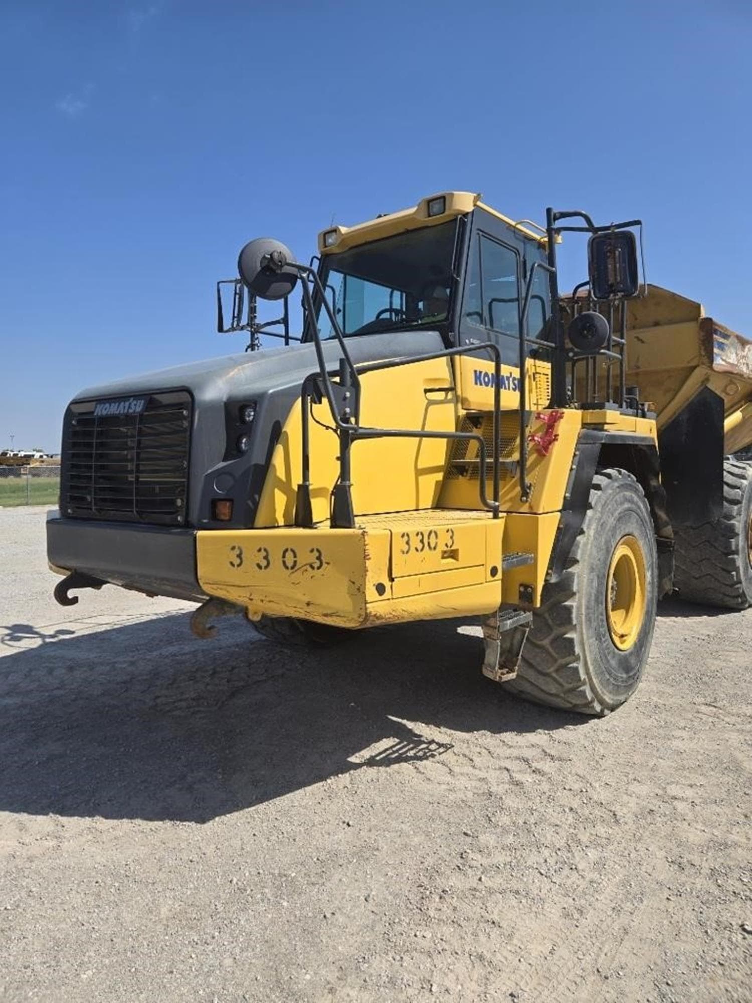 KOMATSU HM400-5 sIGfUak.jpeg