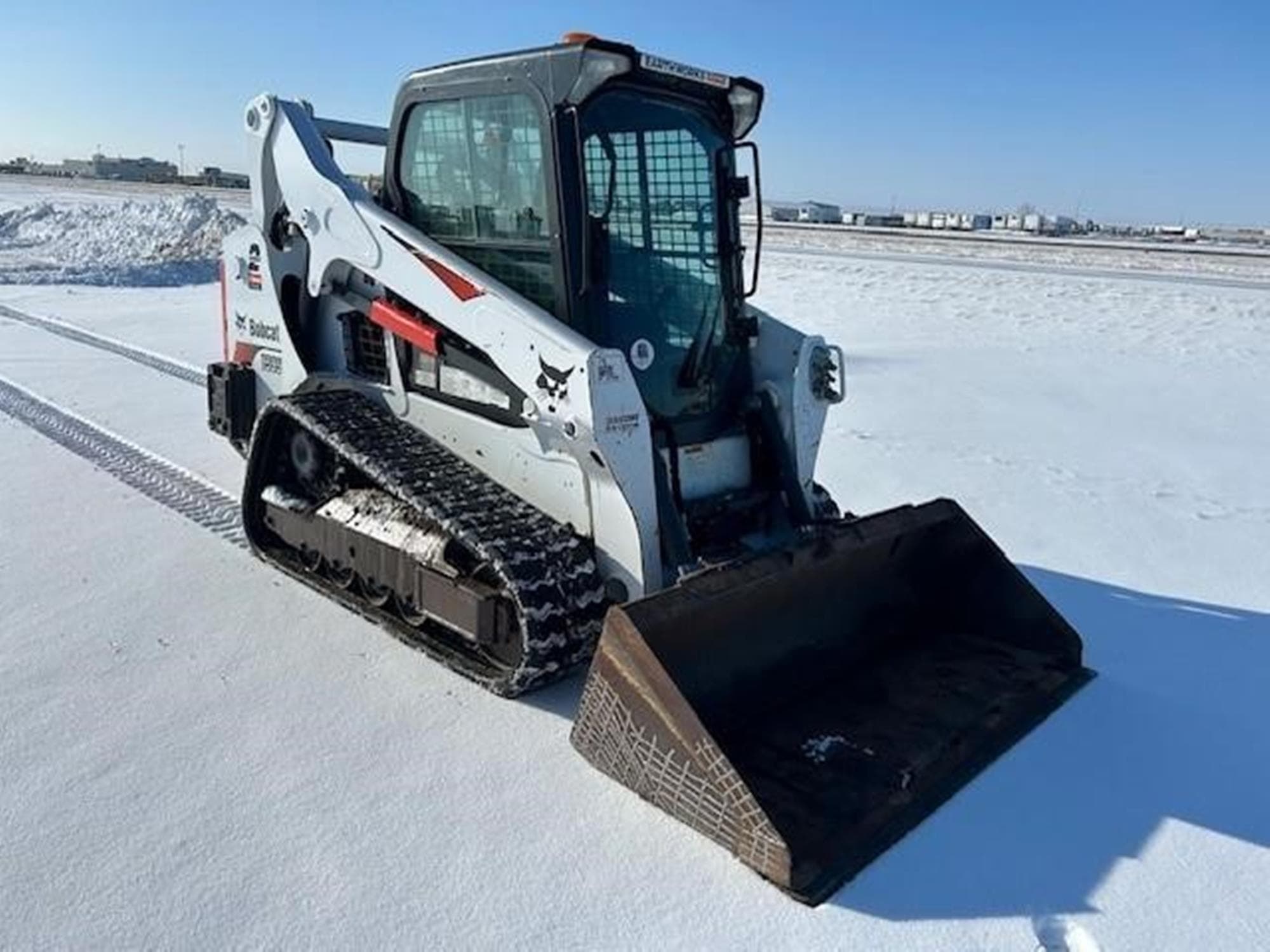 BOBCAT T595 os%2btn.jpeg
