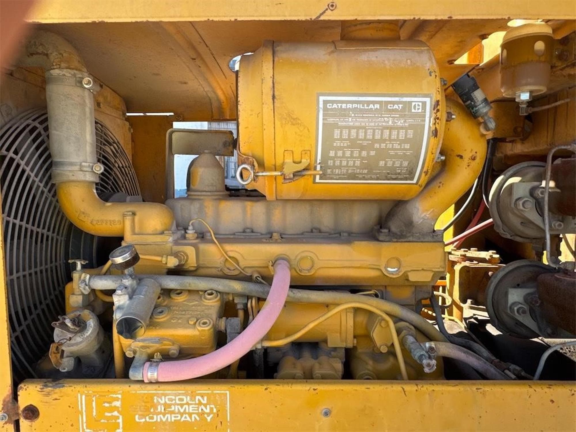 CATERPILLAR 930 lX%2b6B.jpeg