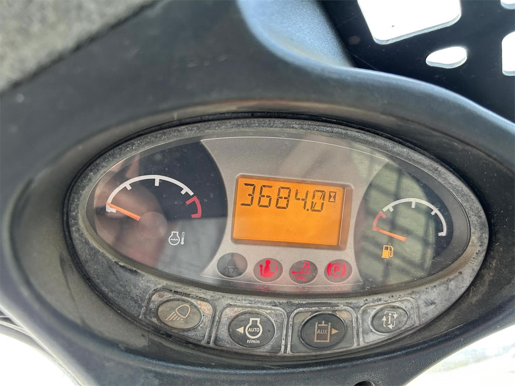 BOBCAT T590 2fTSz5T.jpeg