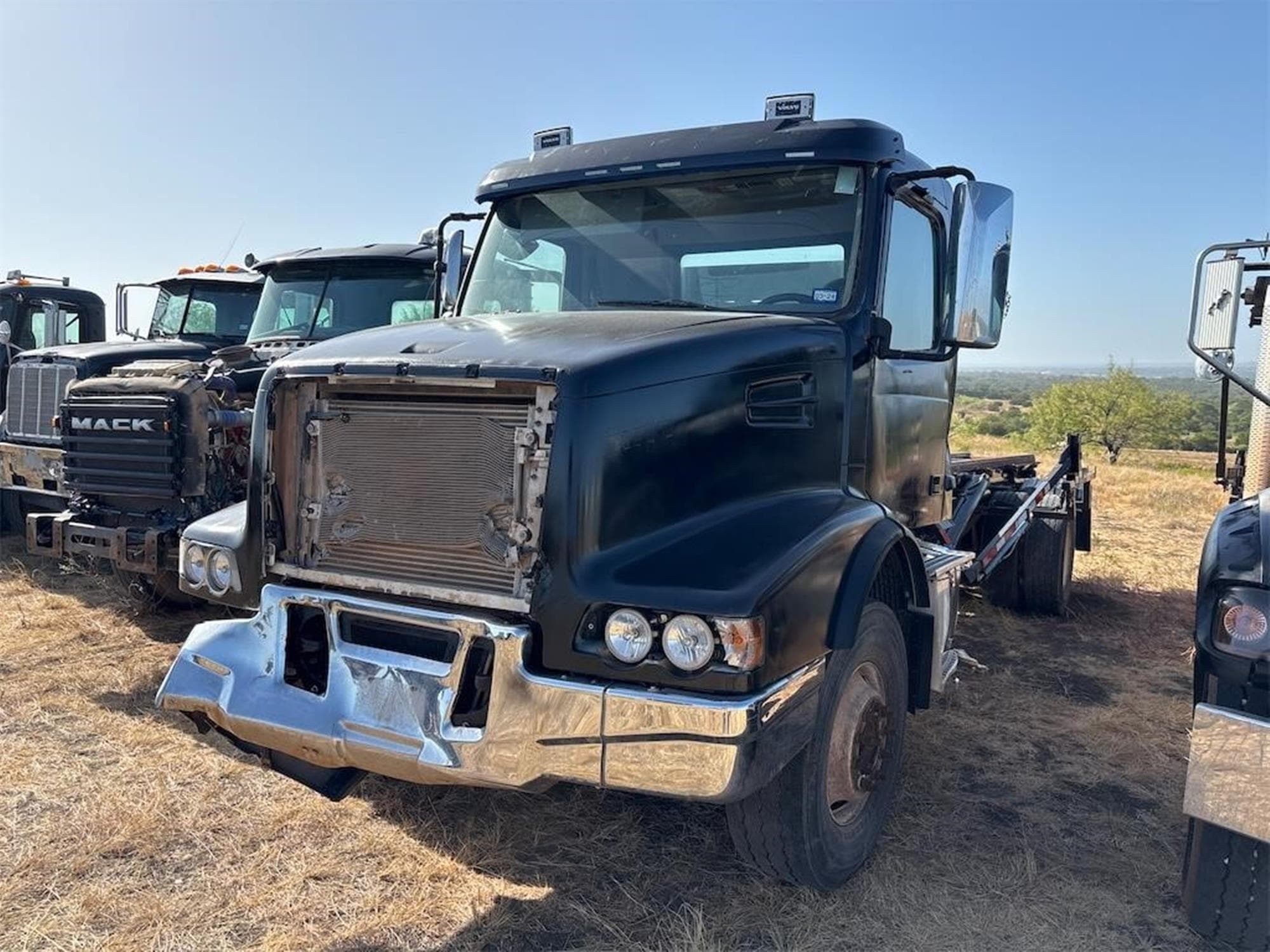 VOLVO VHD104B200 nFyAQ7S.jpeg