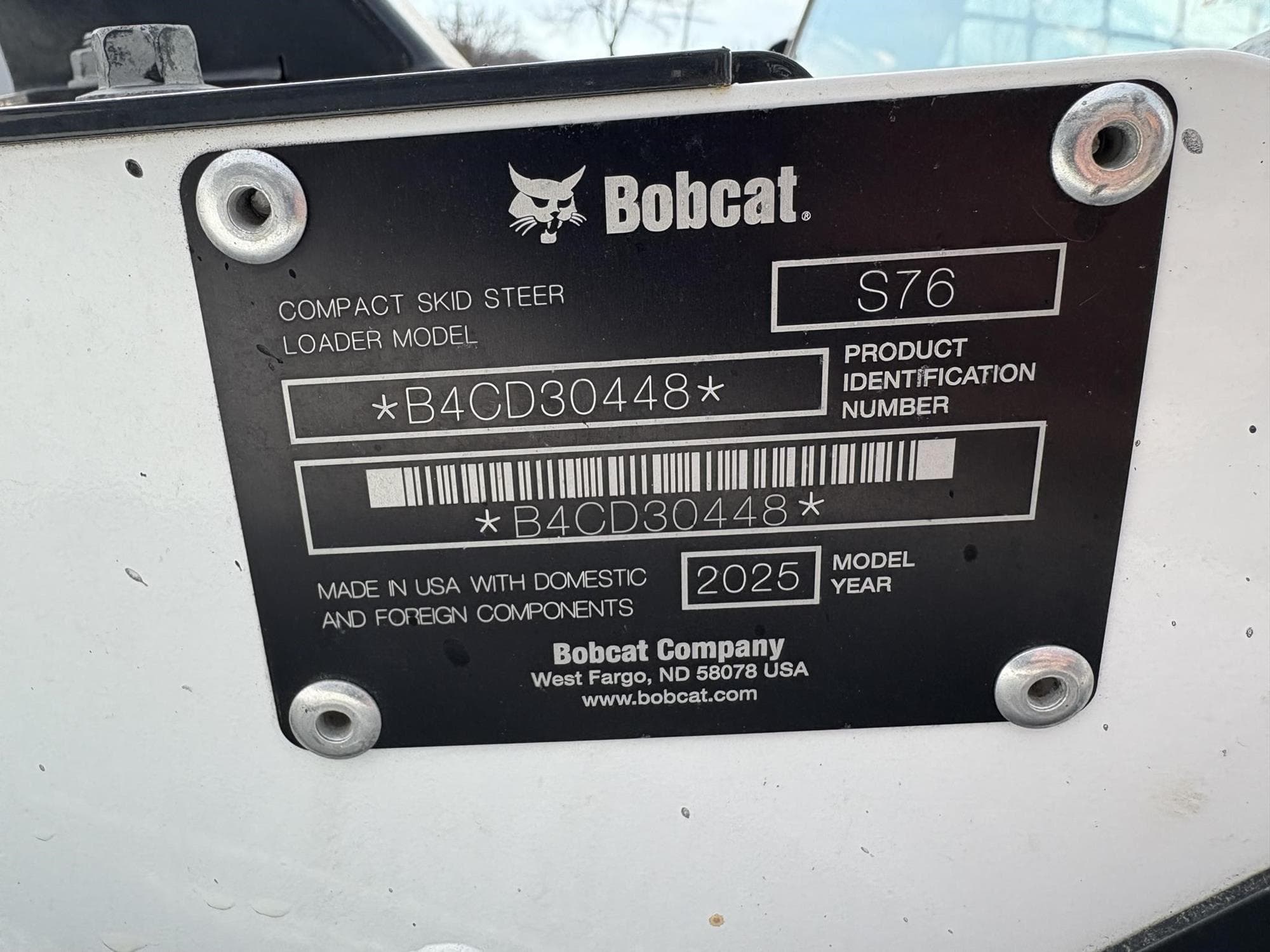 BOBCAT S76 4gkCRed.jpeg