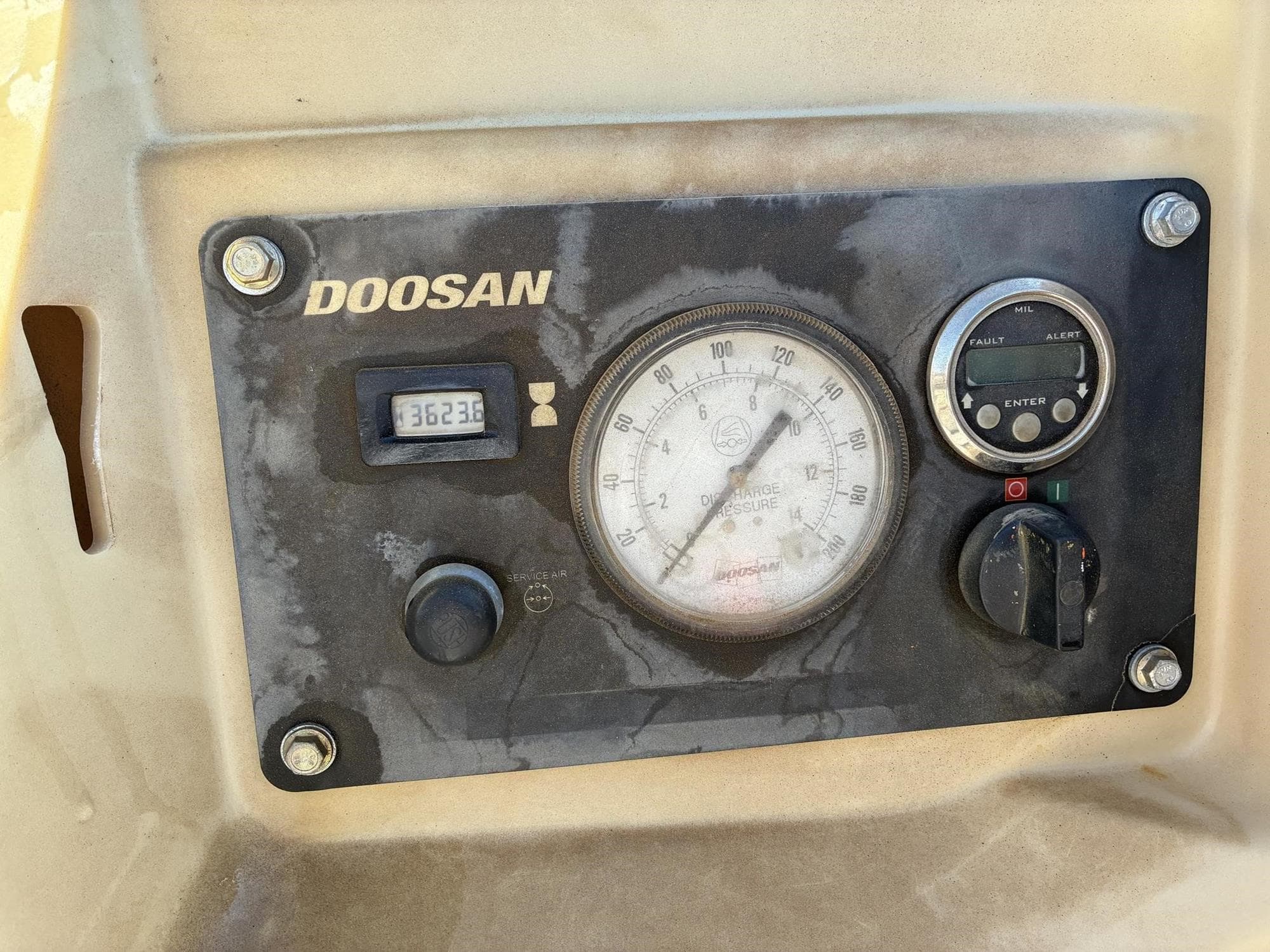 DOOSAN C185 bVThNTD.jpeg