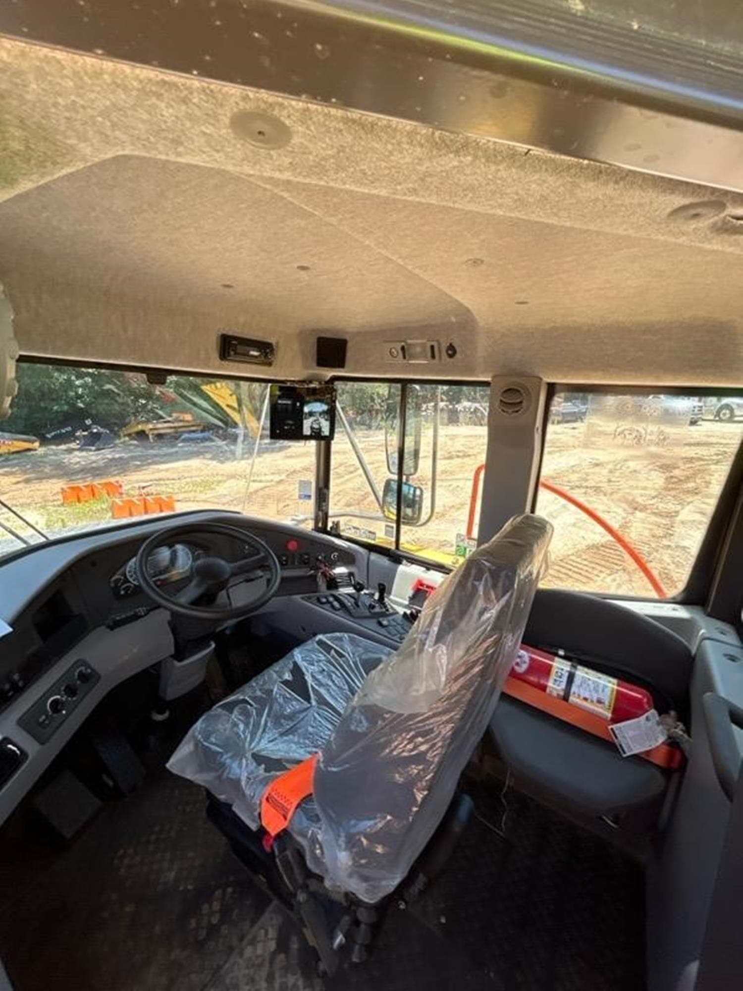 VOLVO A25G Kz5nfZB.jpeg