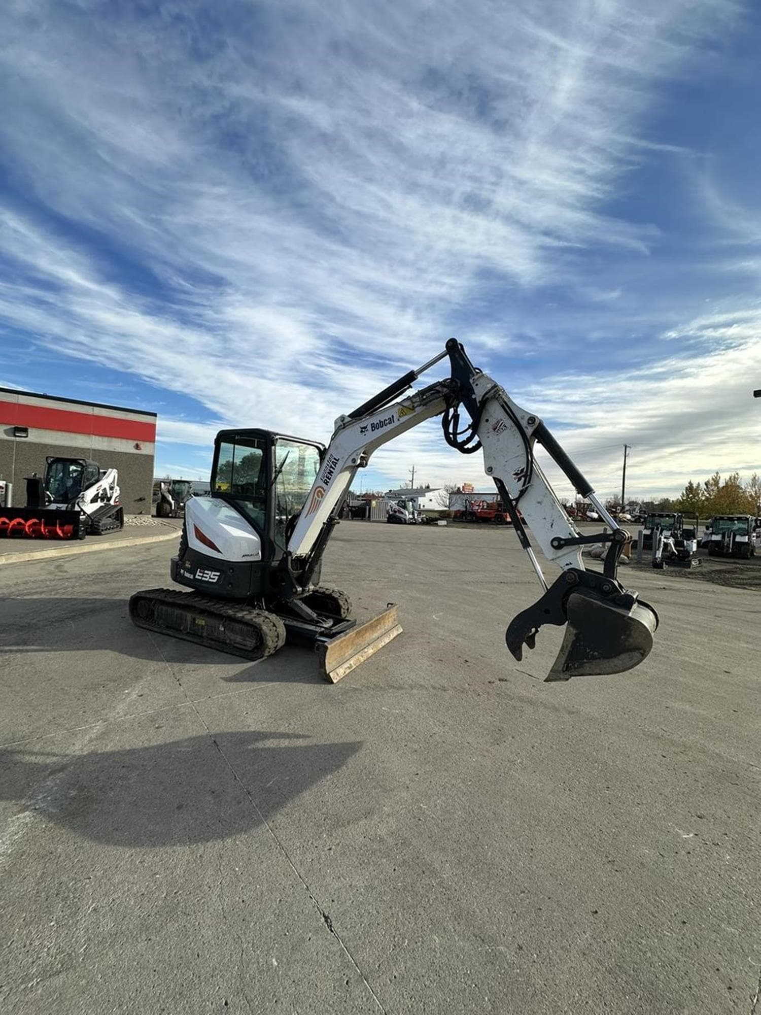 BOBCAT E35i nreHLfa.jpeg