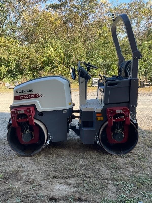 DYNAPAC CC1200 VI kcZWUCb.jpeg