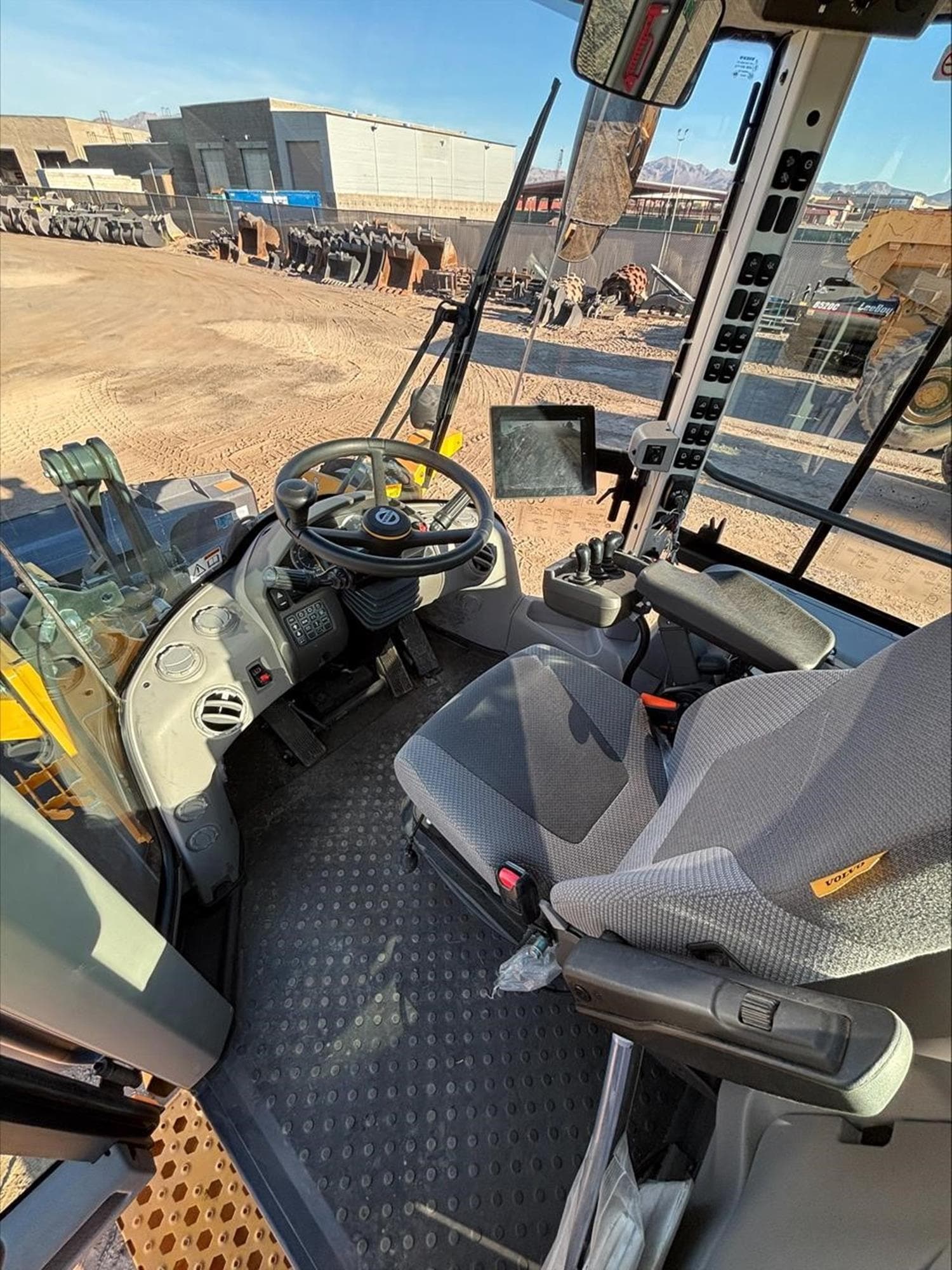 VOLVO L60H YGkOTgQ.jpeg