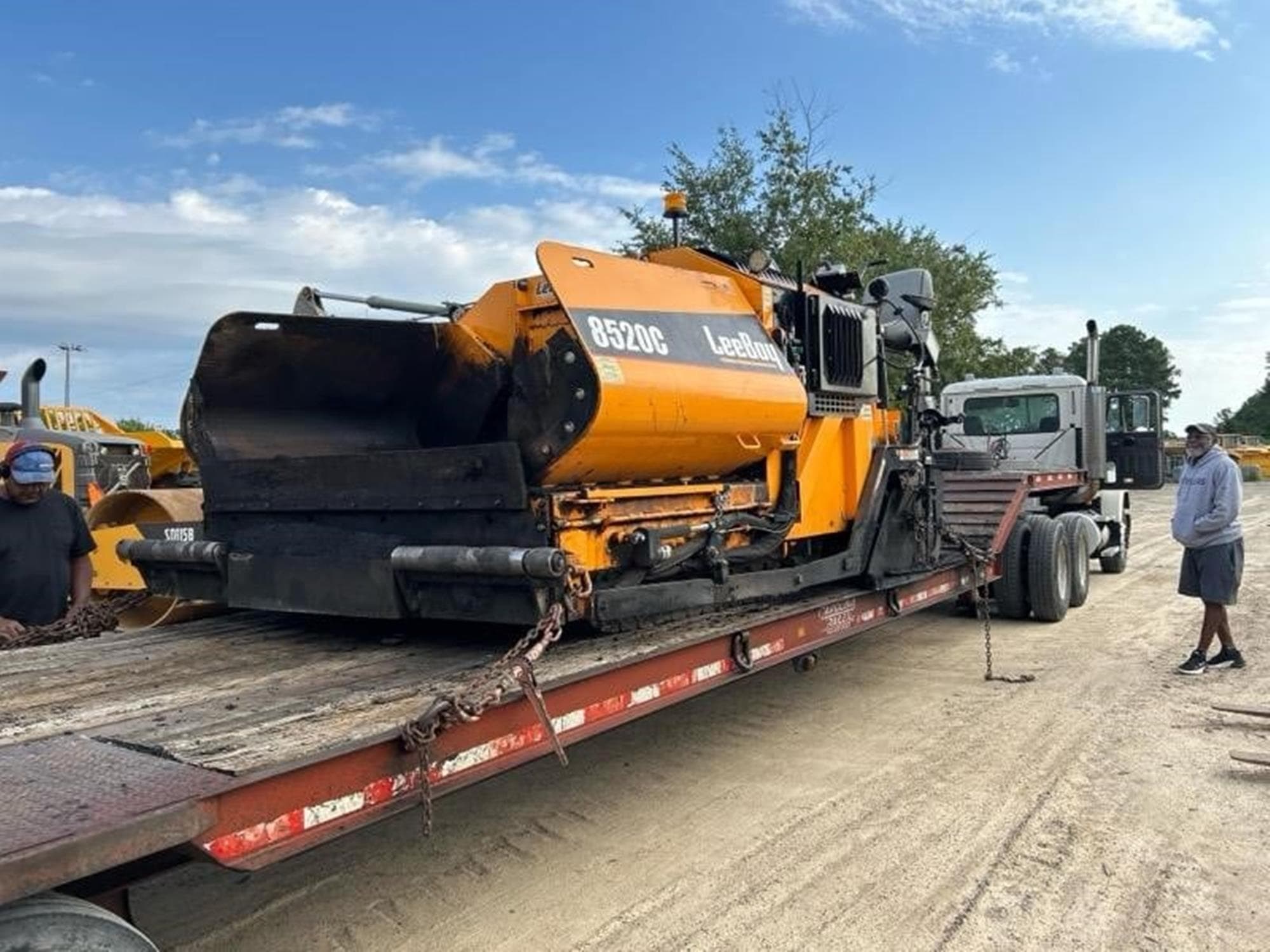 LEEBOY 8520C K%2b669.jpeg