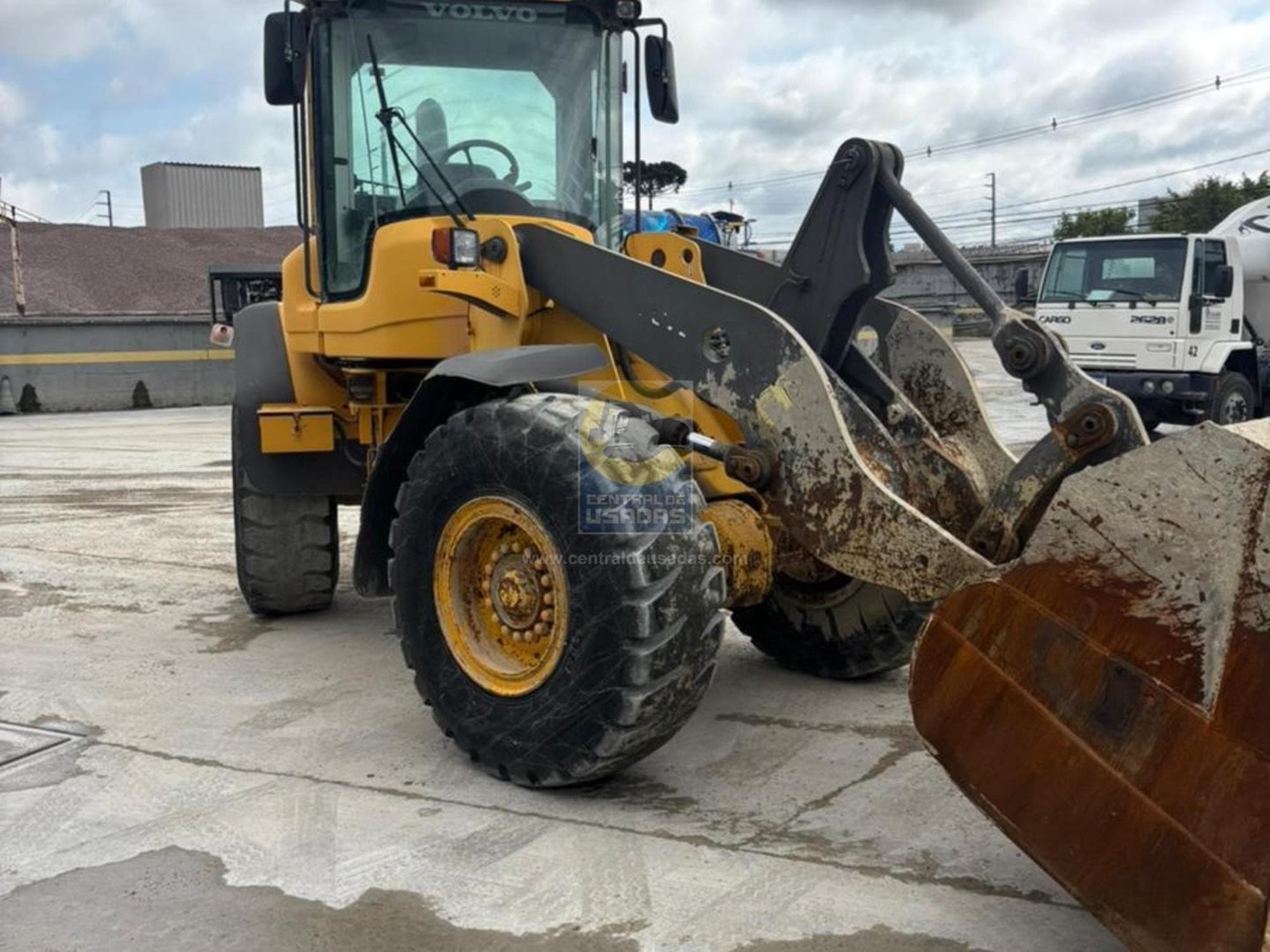 VOLVO L70F vvAAAZO.jpeg