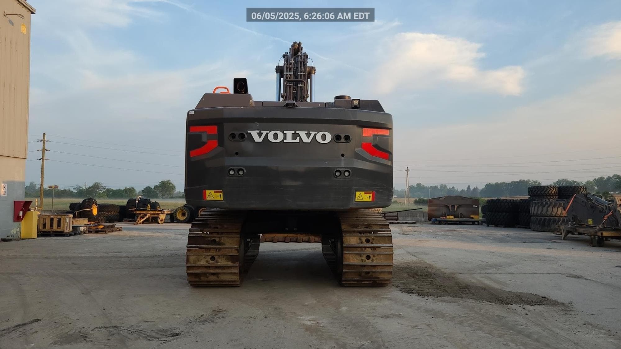 VOLVO EC750EL Uq8upub.jpeg