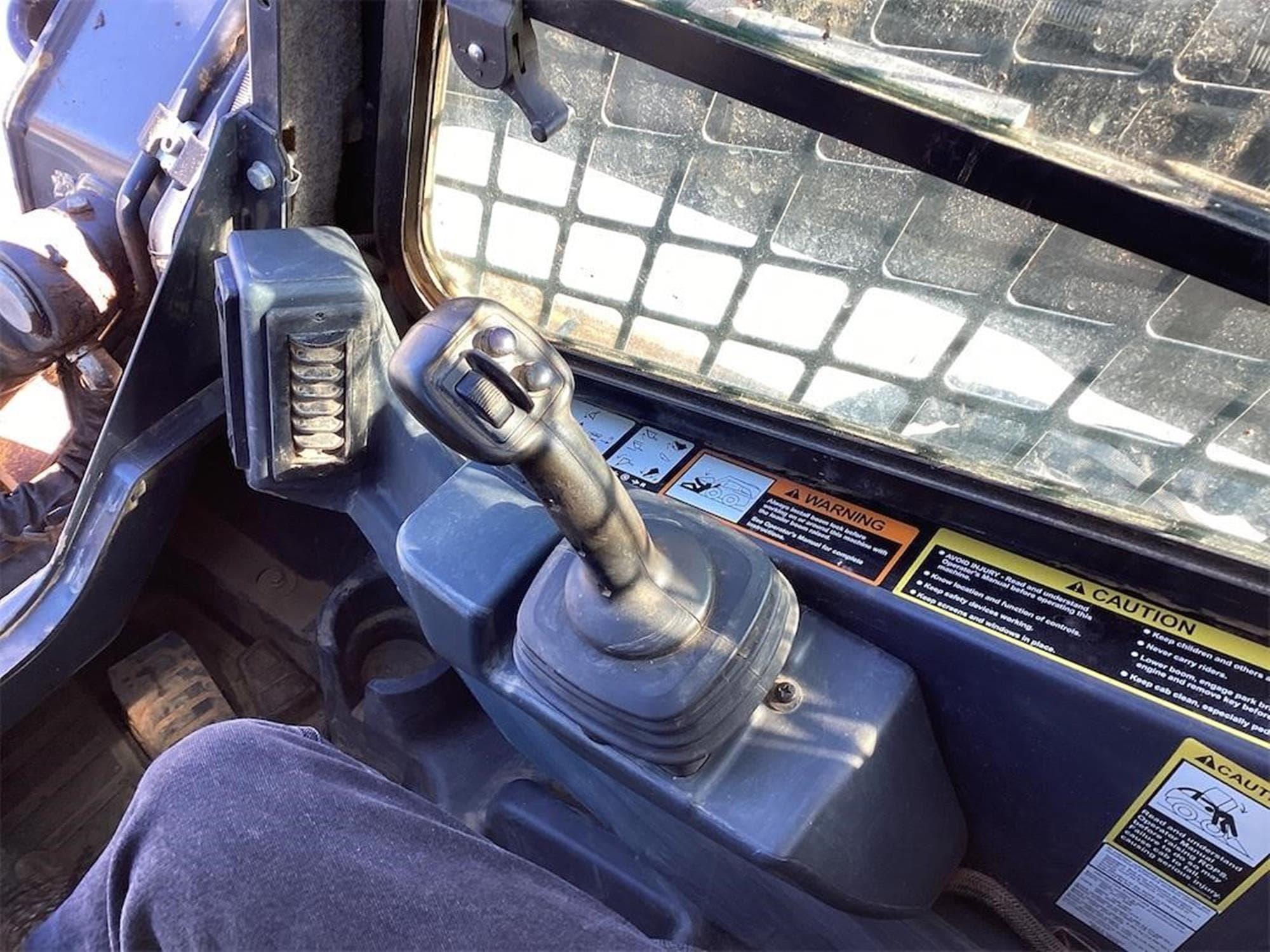 DEERE 333G 3wt7BRc.jpeg