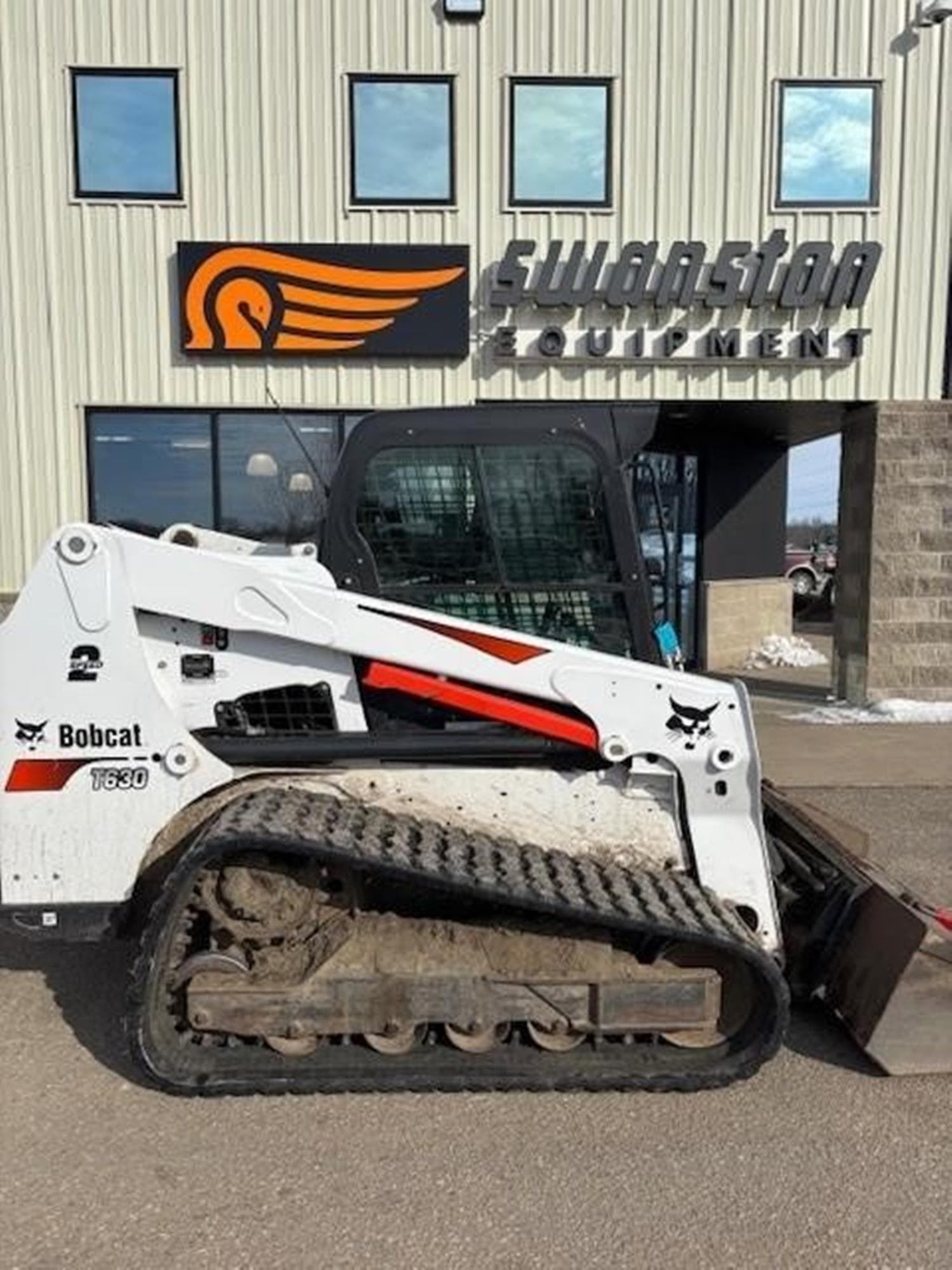 BOBCAT T630 DmOykvf.jpeg