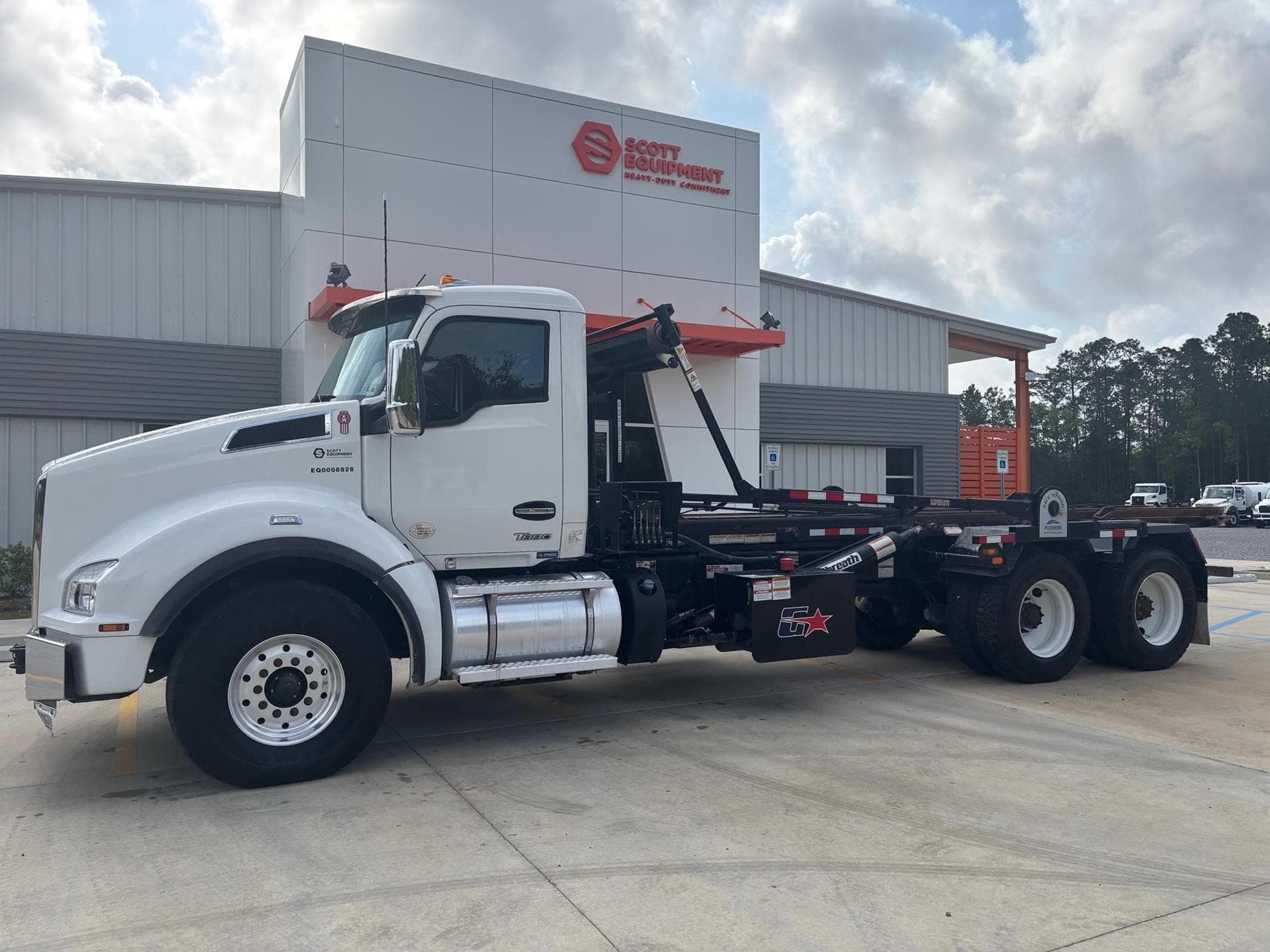 KENWORTH T880 Kb68yoP.jpeg