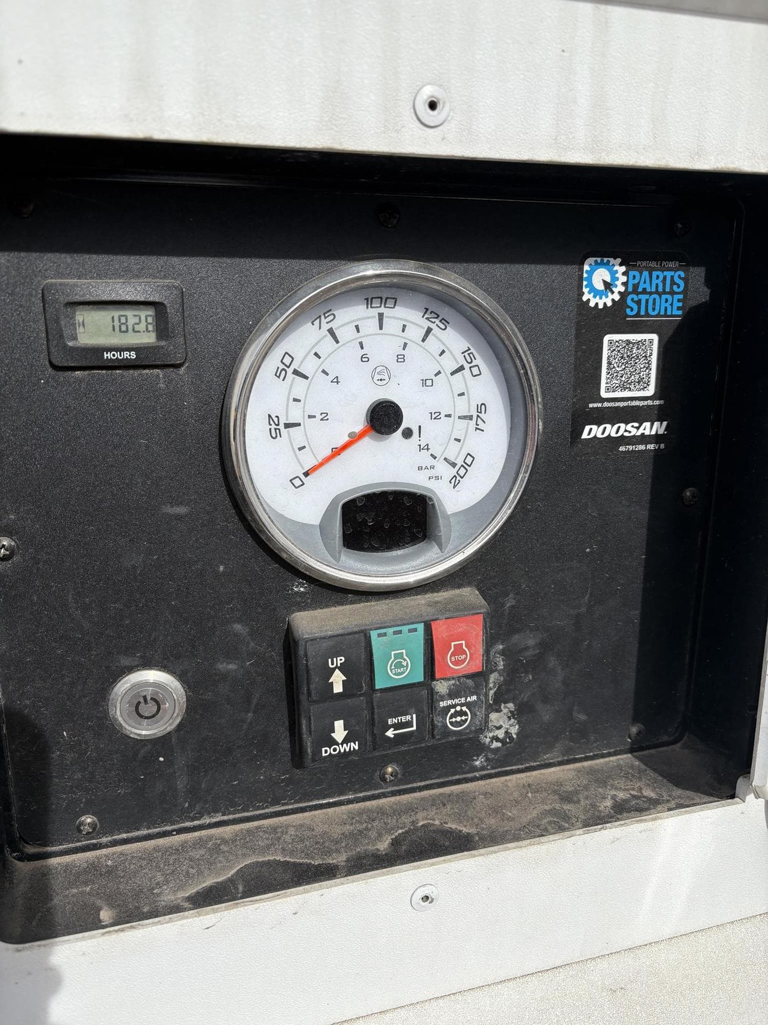 DOOSAN P185 1OyZ%2b.jpeg