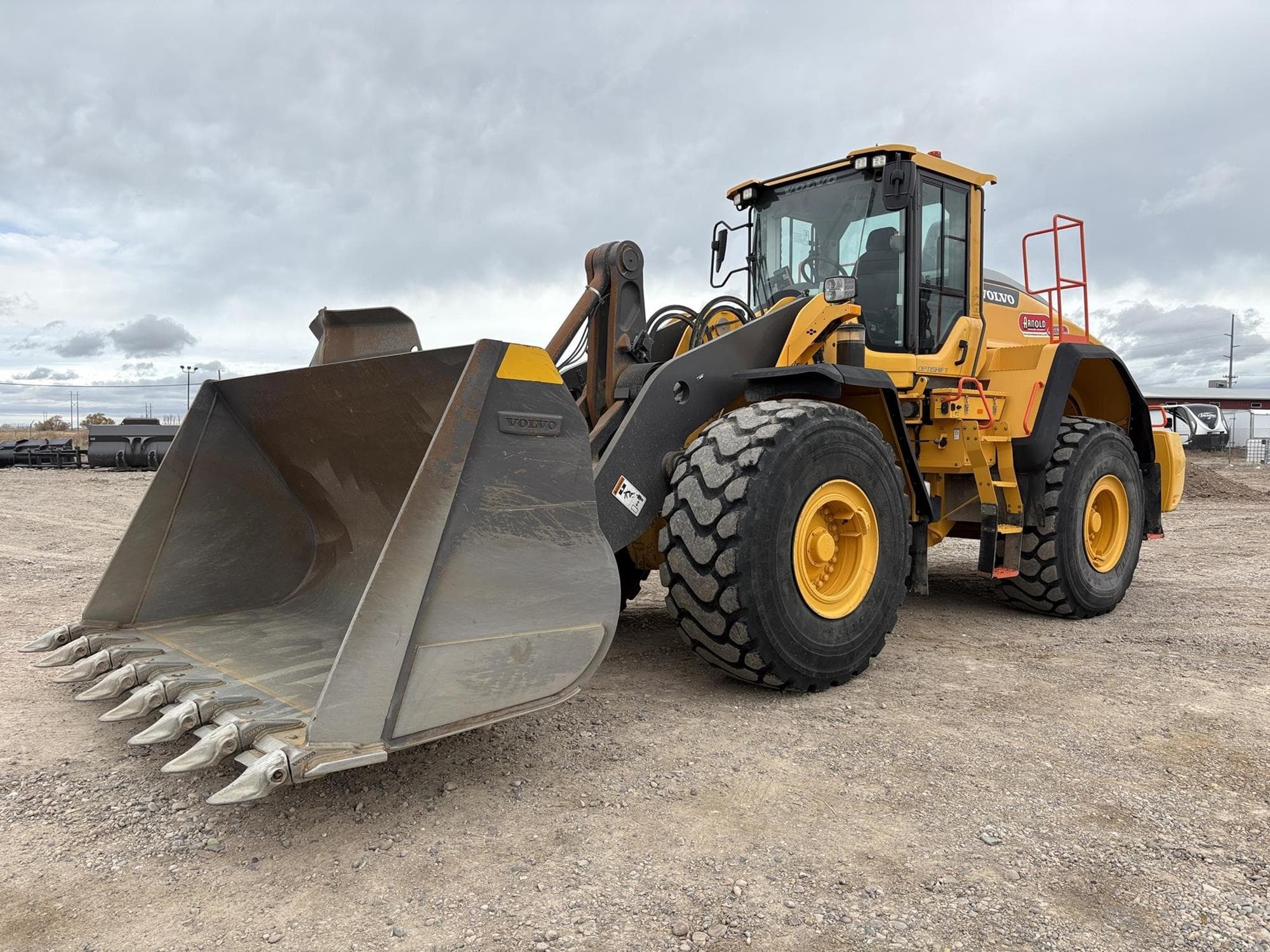 VOLVO L180H tt7u4No.jpeg