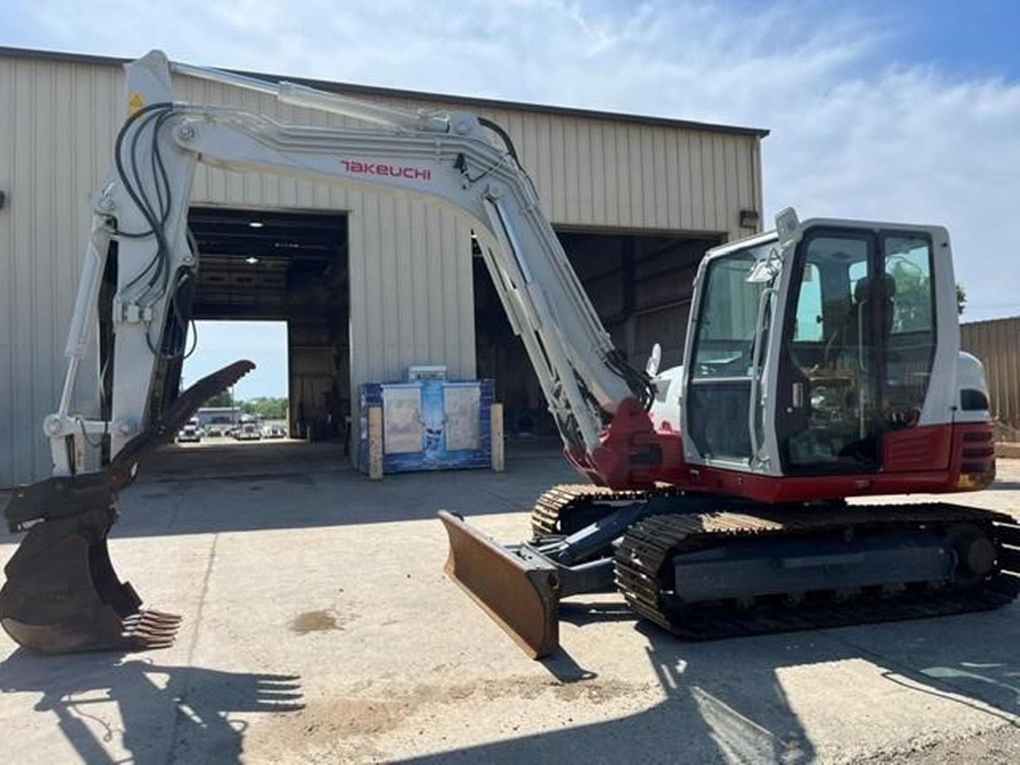 TAKEUCHI TB290 Yj1XUkB.jpeg