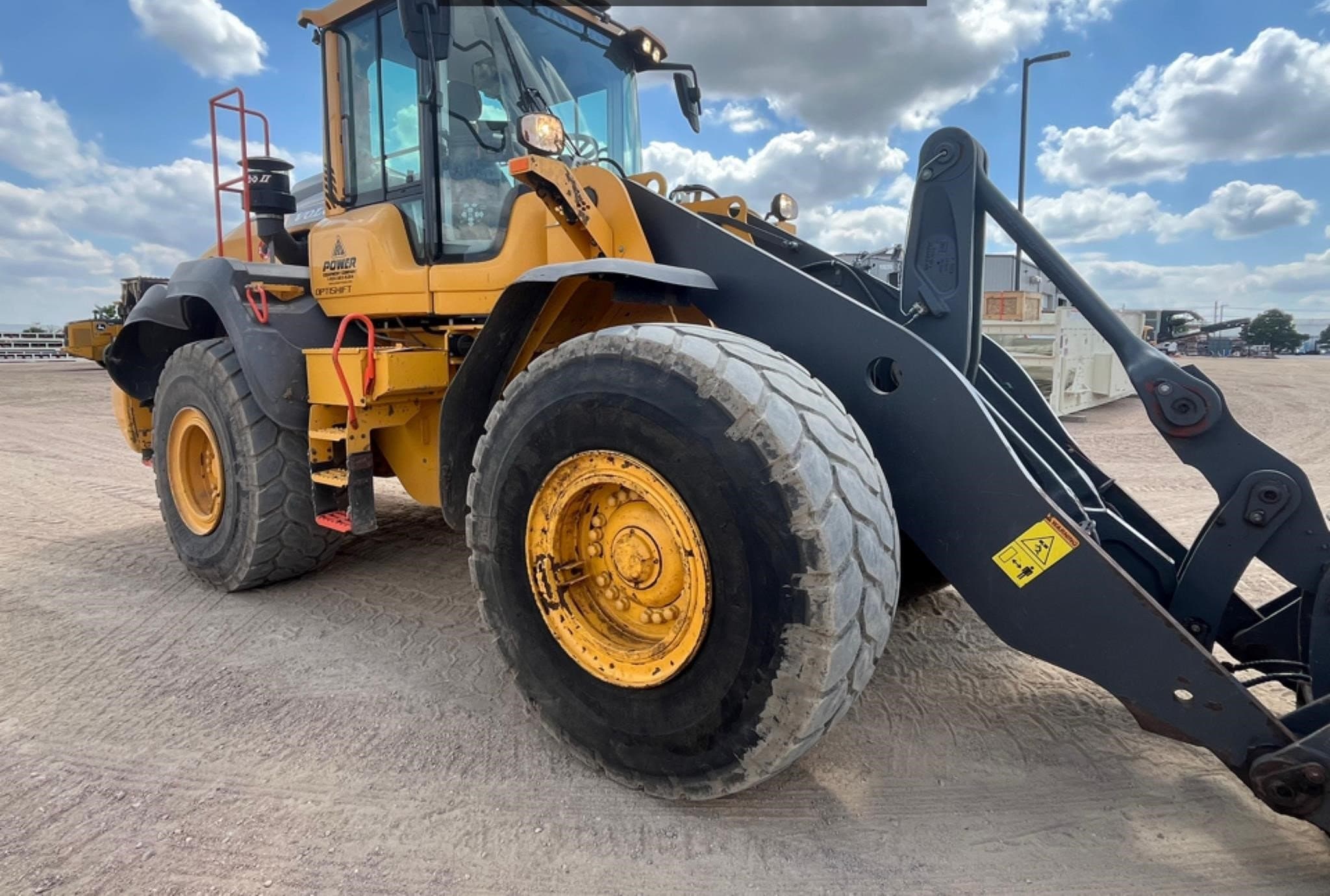 VOLVO L110H wPy2vNj.jpeg