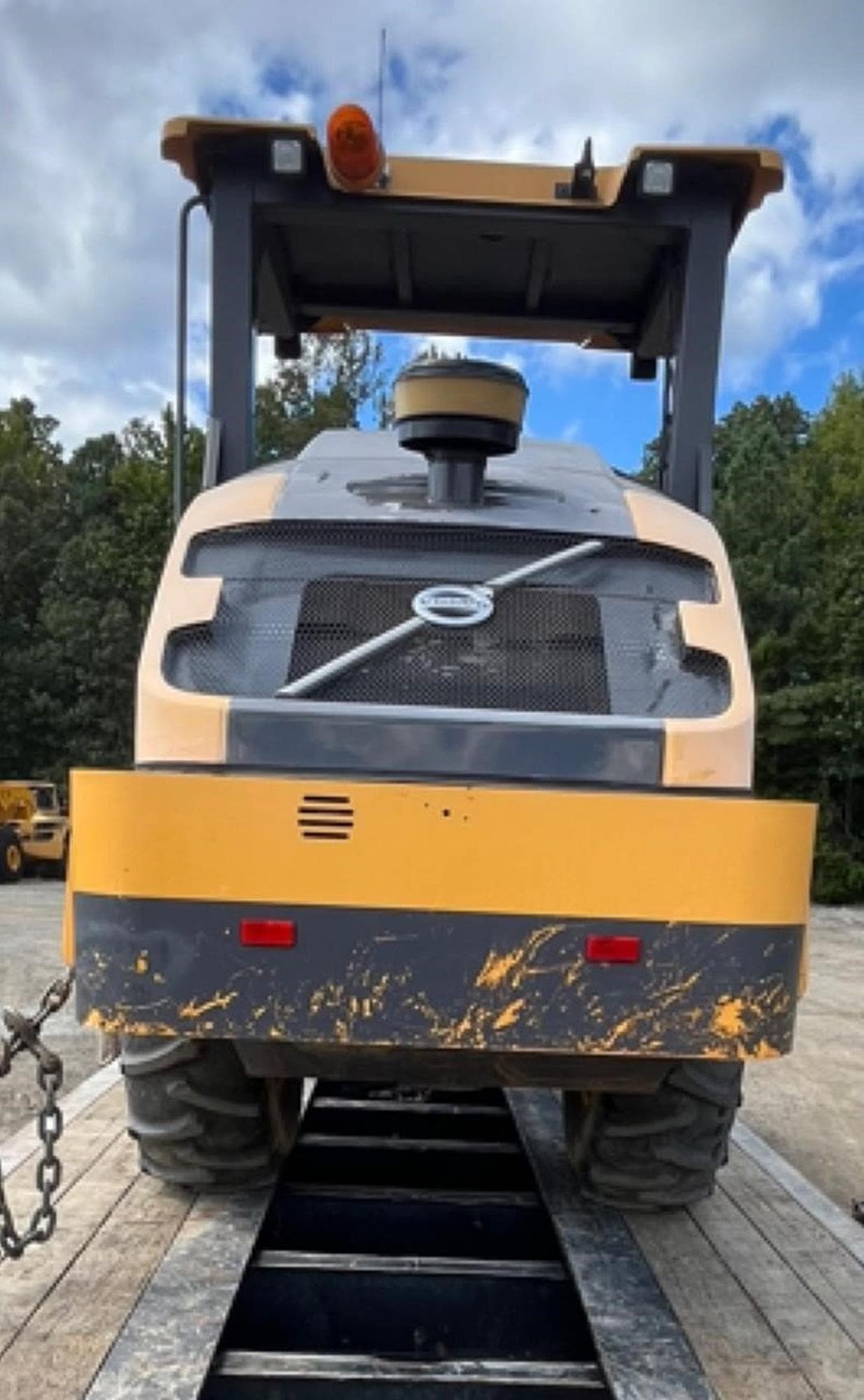 VOLVO SD75B uKCnsxH.jpeg