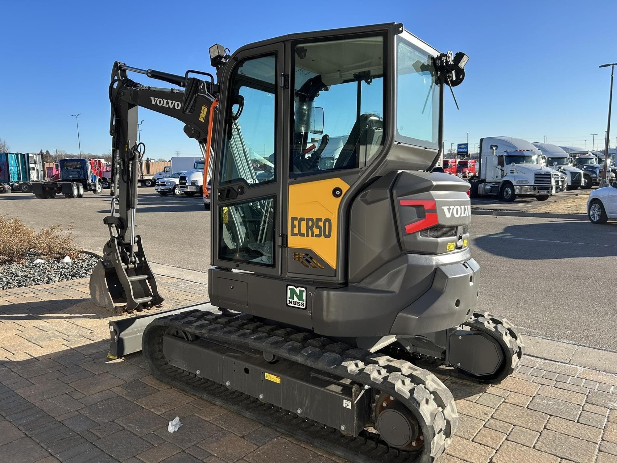 VOLVO ECR50F 3KAgJr5.jpeg