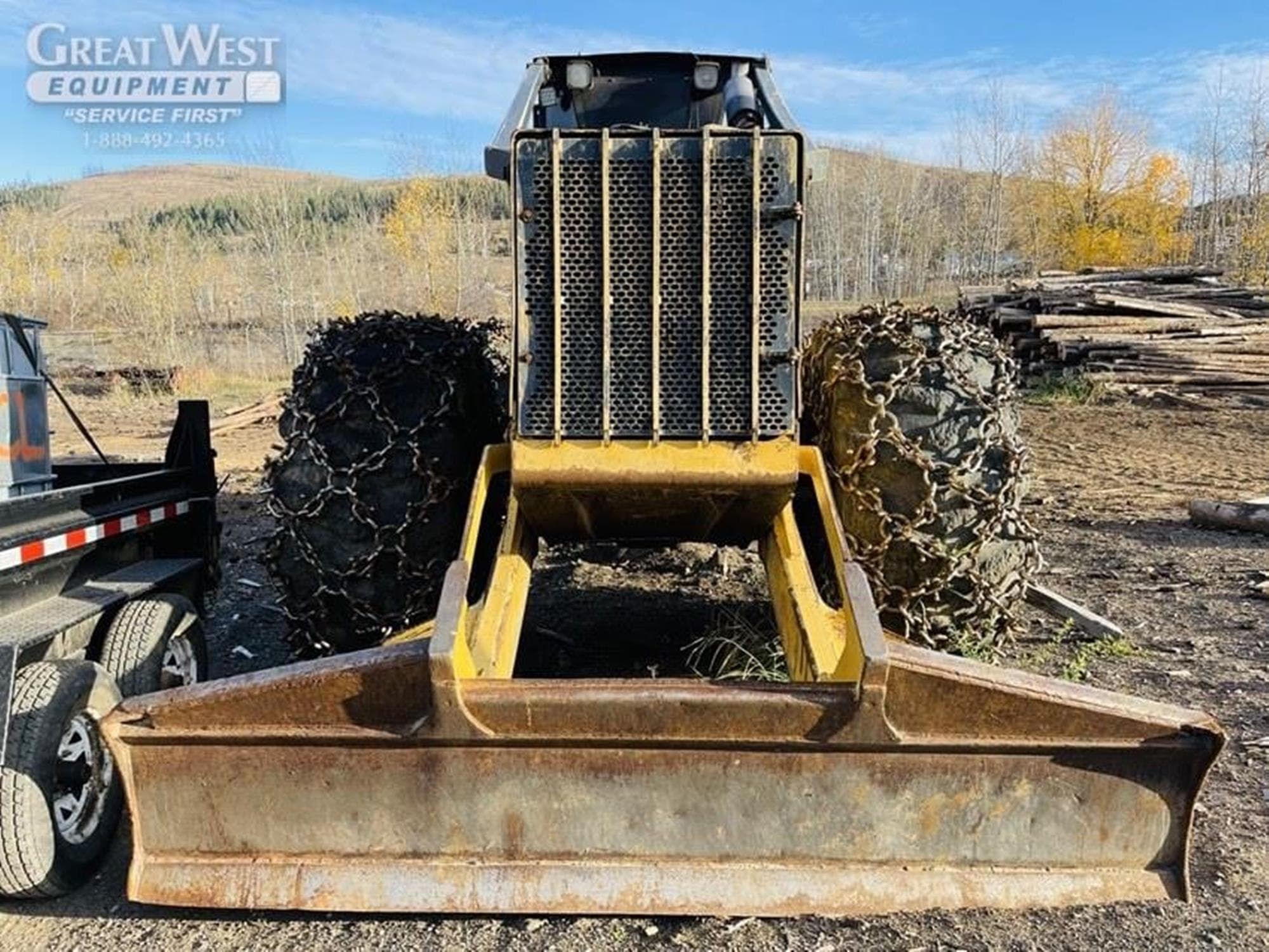 DEERE 748G III lzt2DDa.jpeg