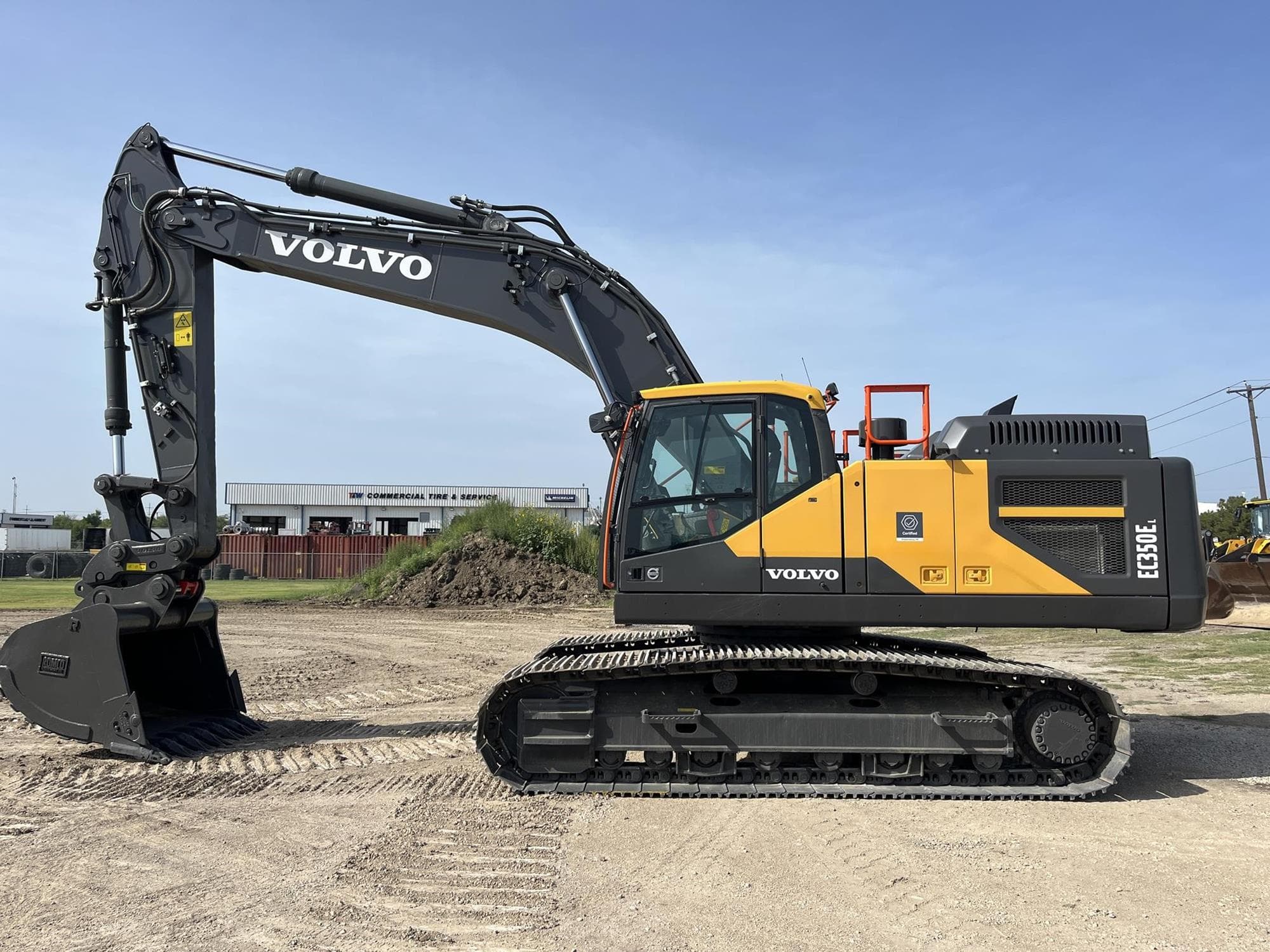 VOLVO EC350EL 1XXTaCK.jpeg