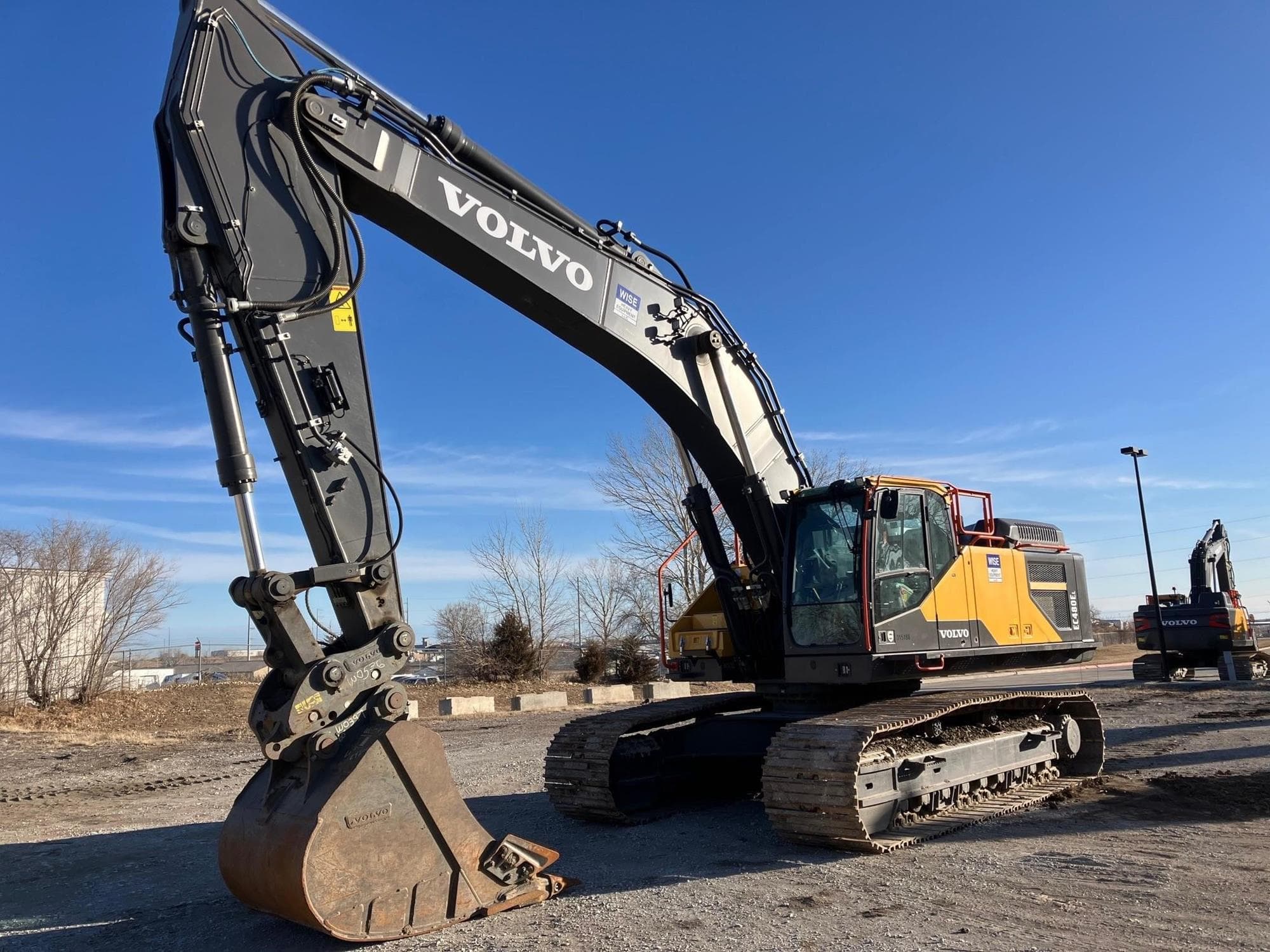 VOLVO EC480EL L%2fkzB.jpeg