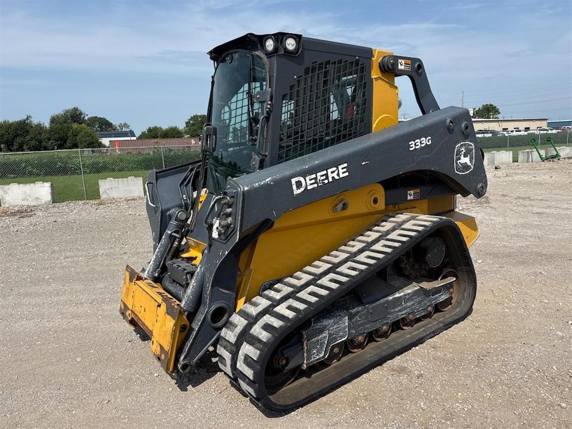 DEERE 333G dnSIrBw.jpeg