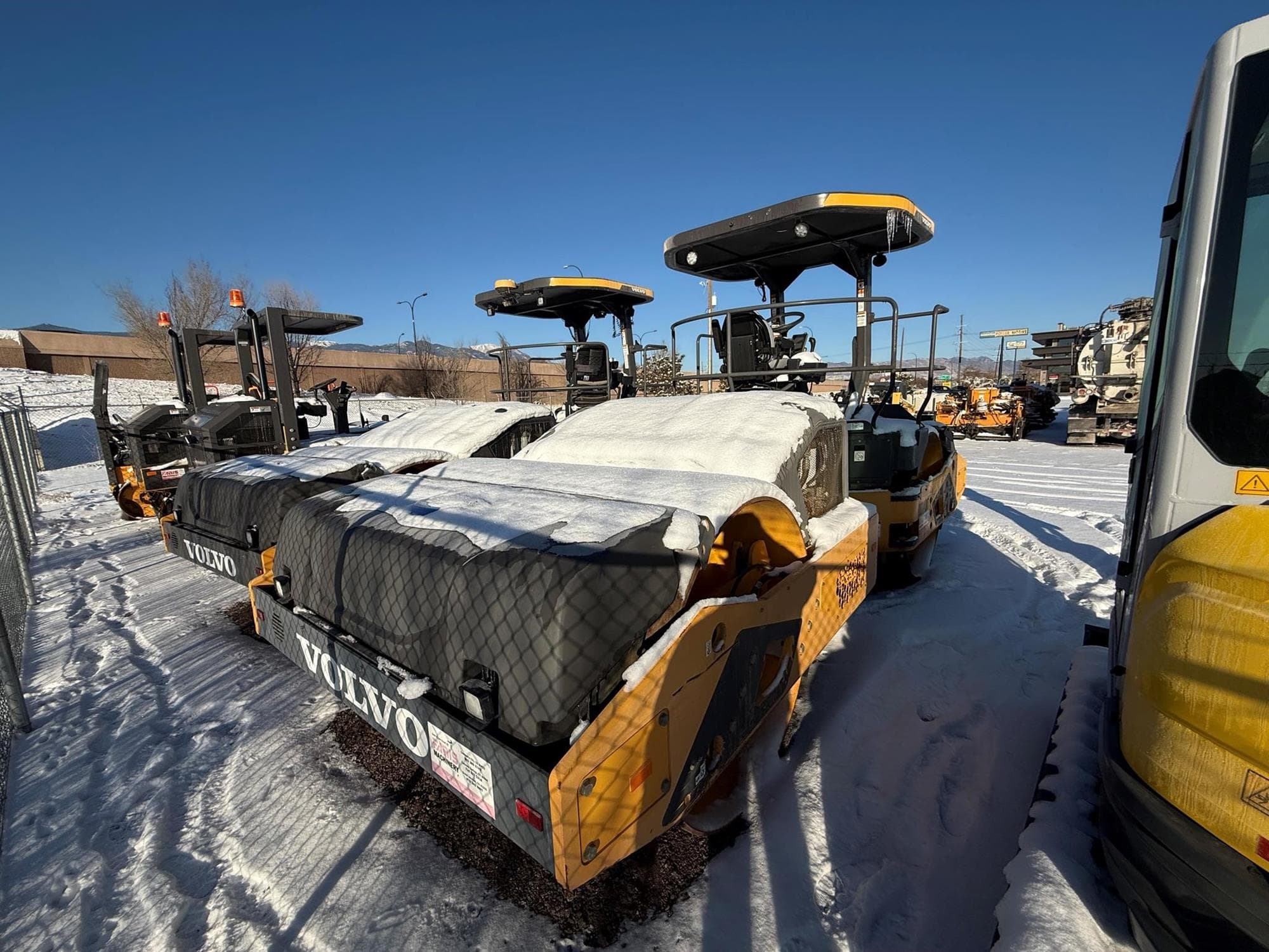 VOLVO DD140C DmM2NSx.jpeg