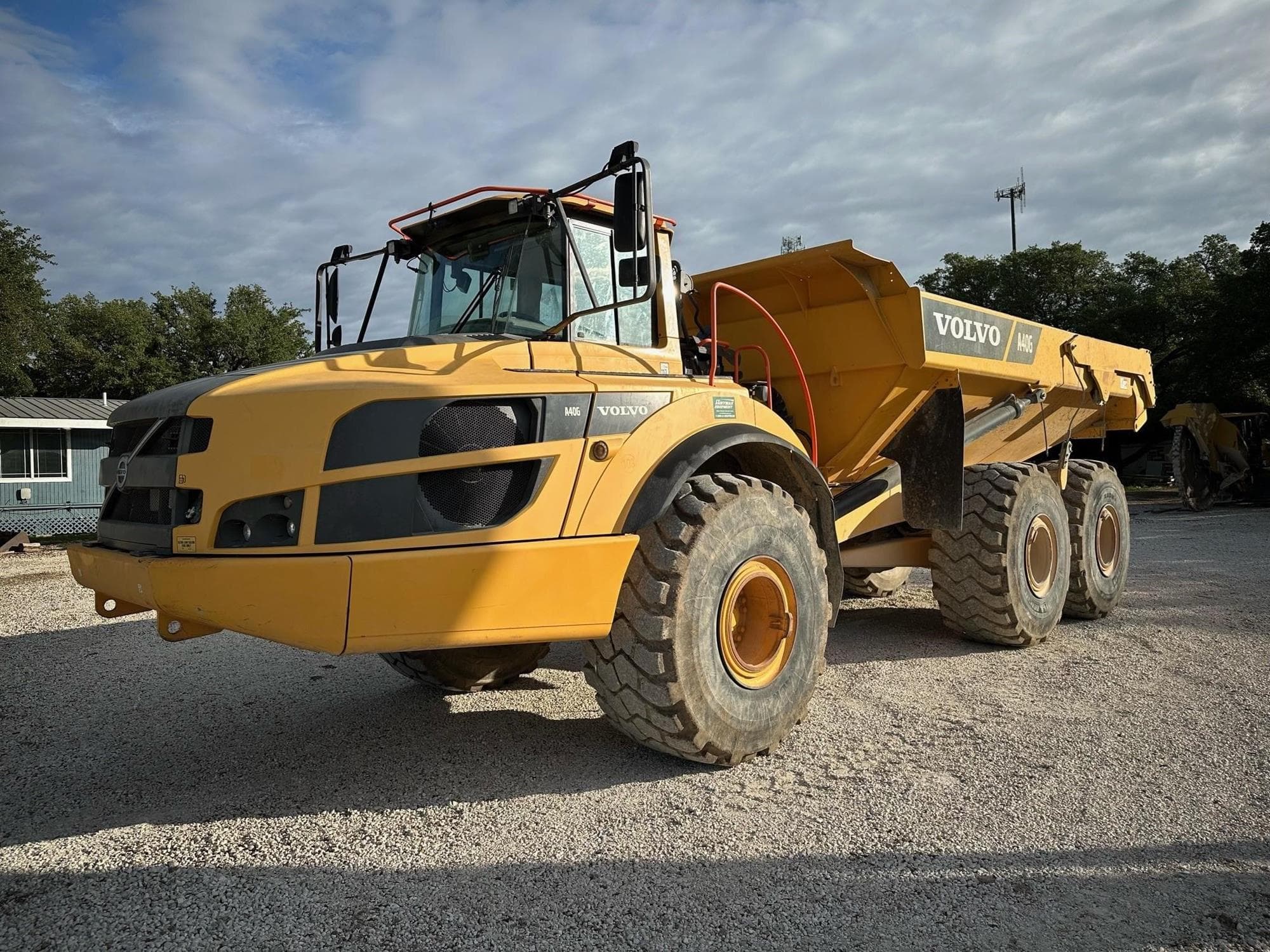 VOLVO A40G 4Tgt7FM.jpeg