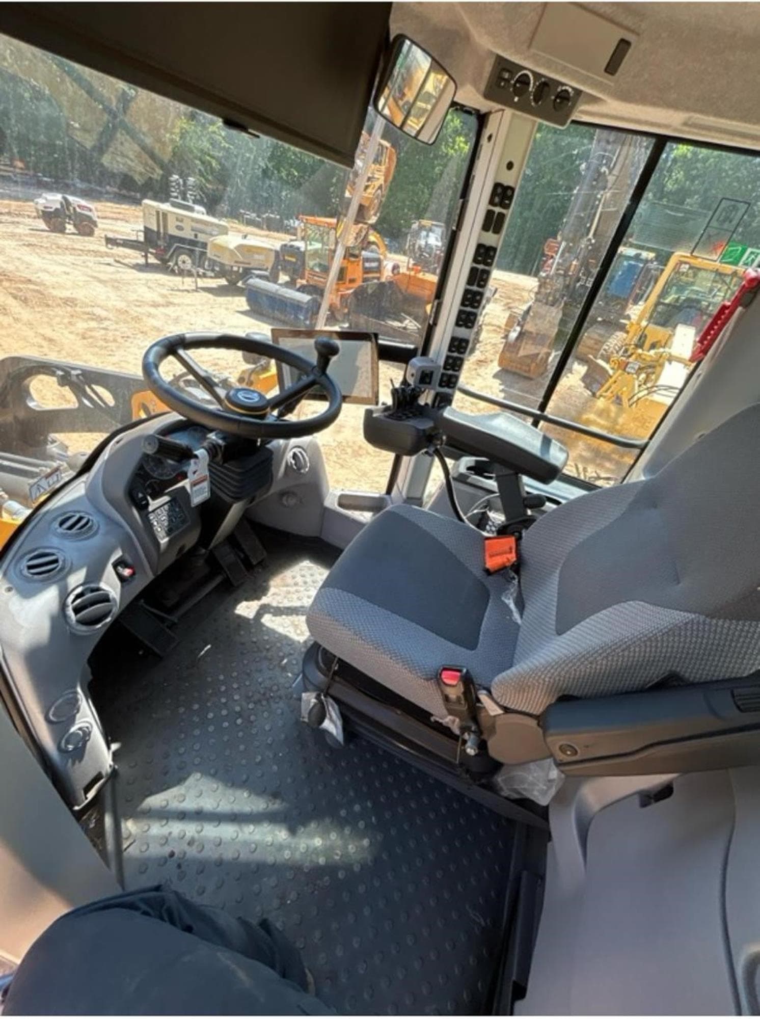VOLVO L90H RG%2foJ.jpeg