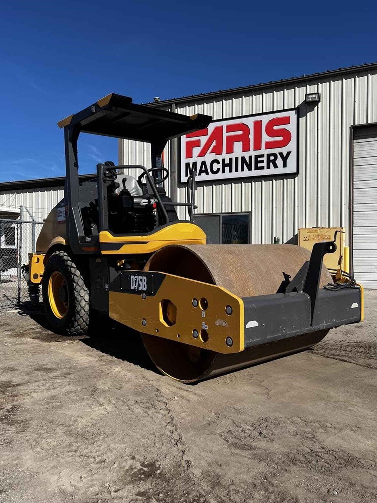 VOLVO SD75B 81qBcEv.jpeg