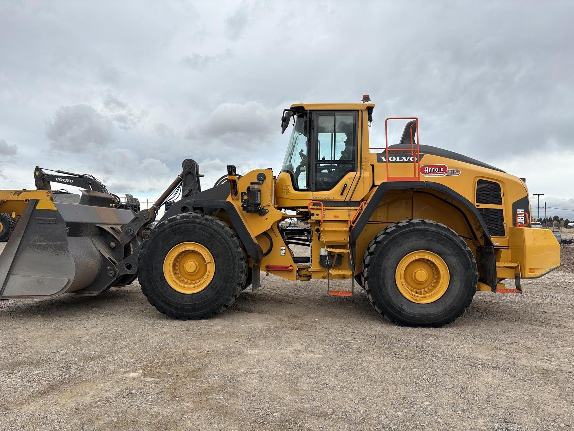 VOLVO L180H dPPv%2f.jpeg