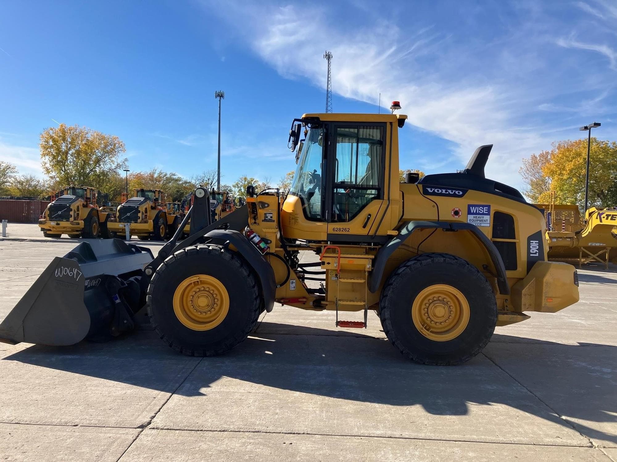 VOLVO L90H 98sQoWo.jpeg