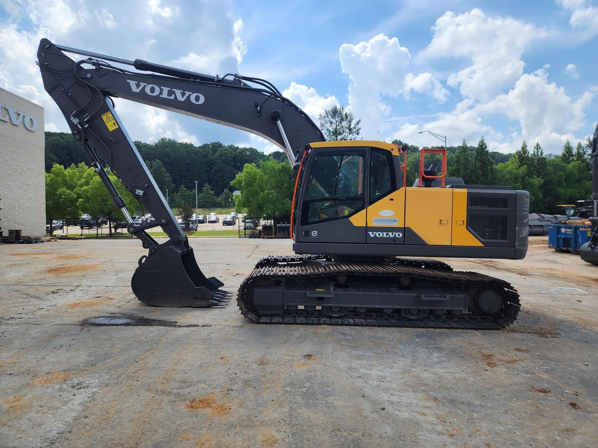 VOLVO EC220EL BtlnwrU.jpeg