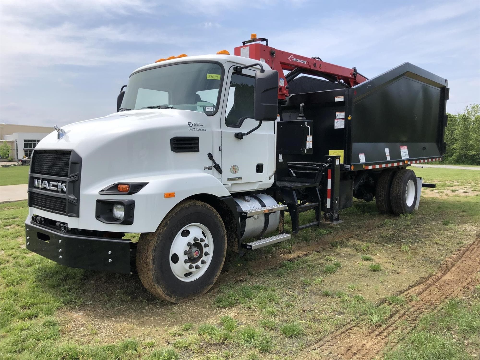 MACK MD7 pfPJrRv.jpeg