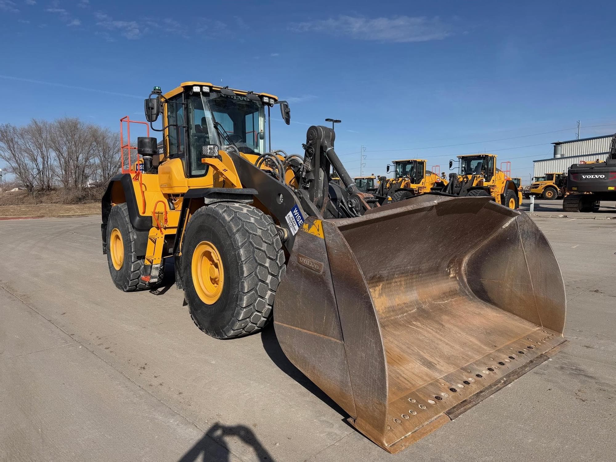 VOLVO L150H 1E6jIVJ.jpeg