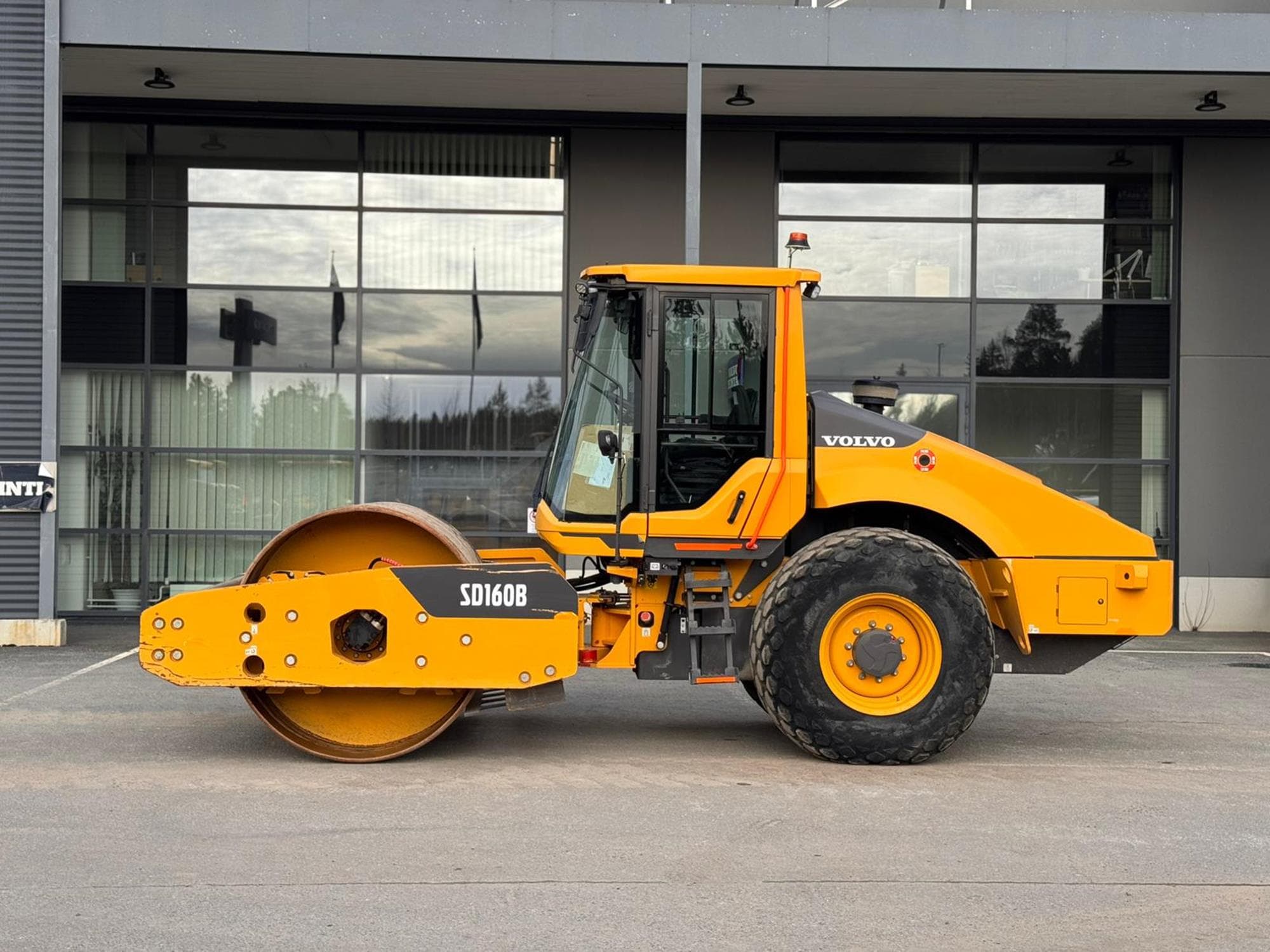 WhatsApp Image 2026-04-03 at 16.59.47.jpeg