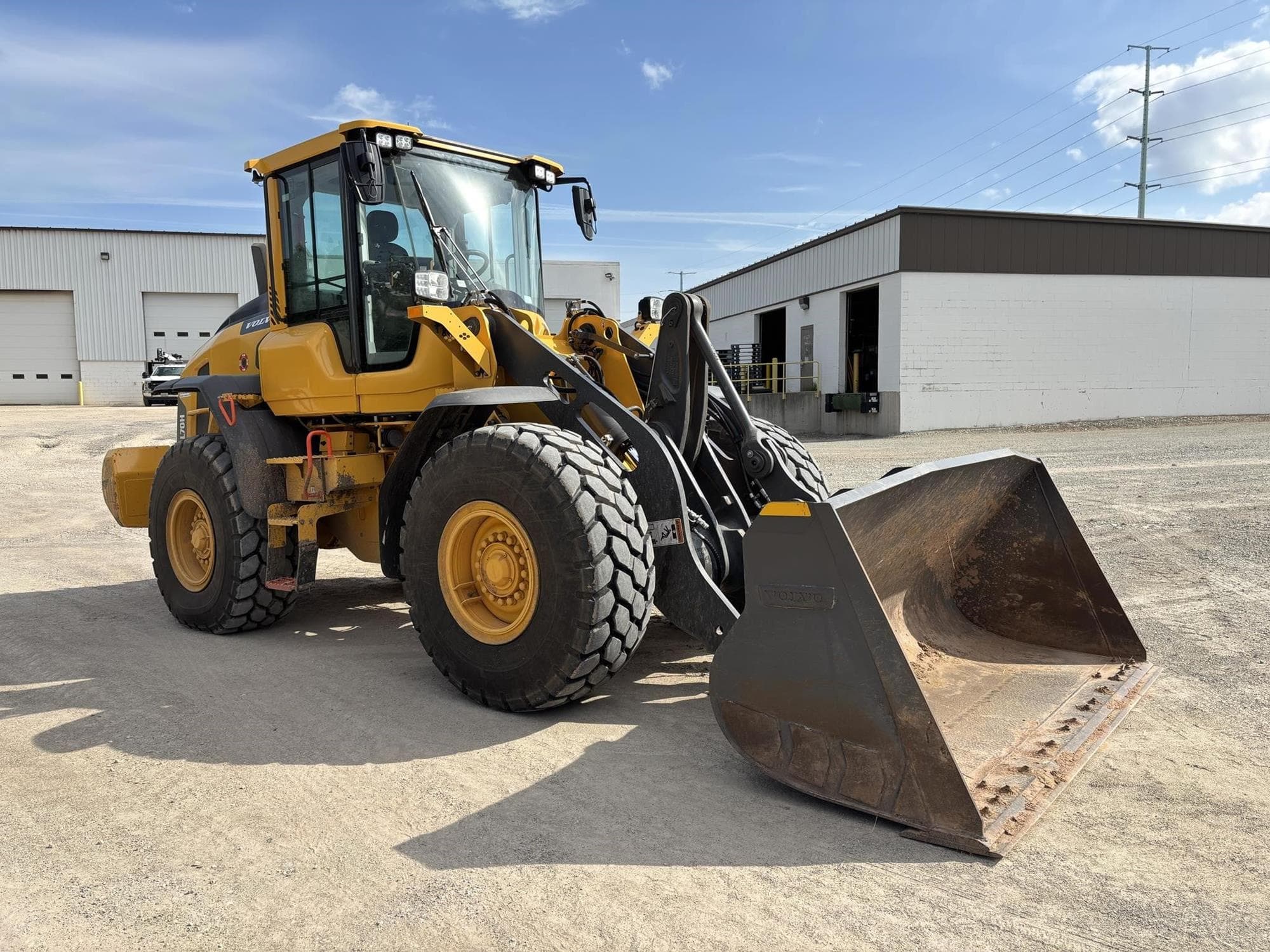 VOLVO L70H IKeVtpg.jpeg