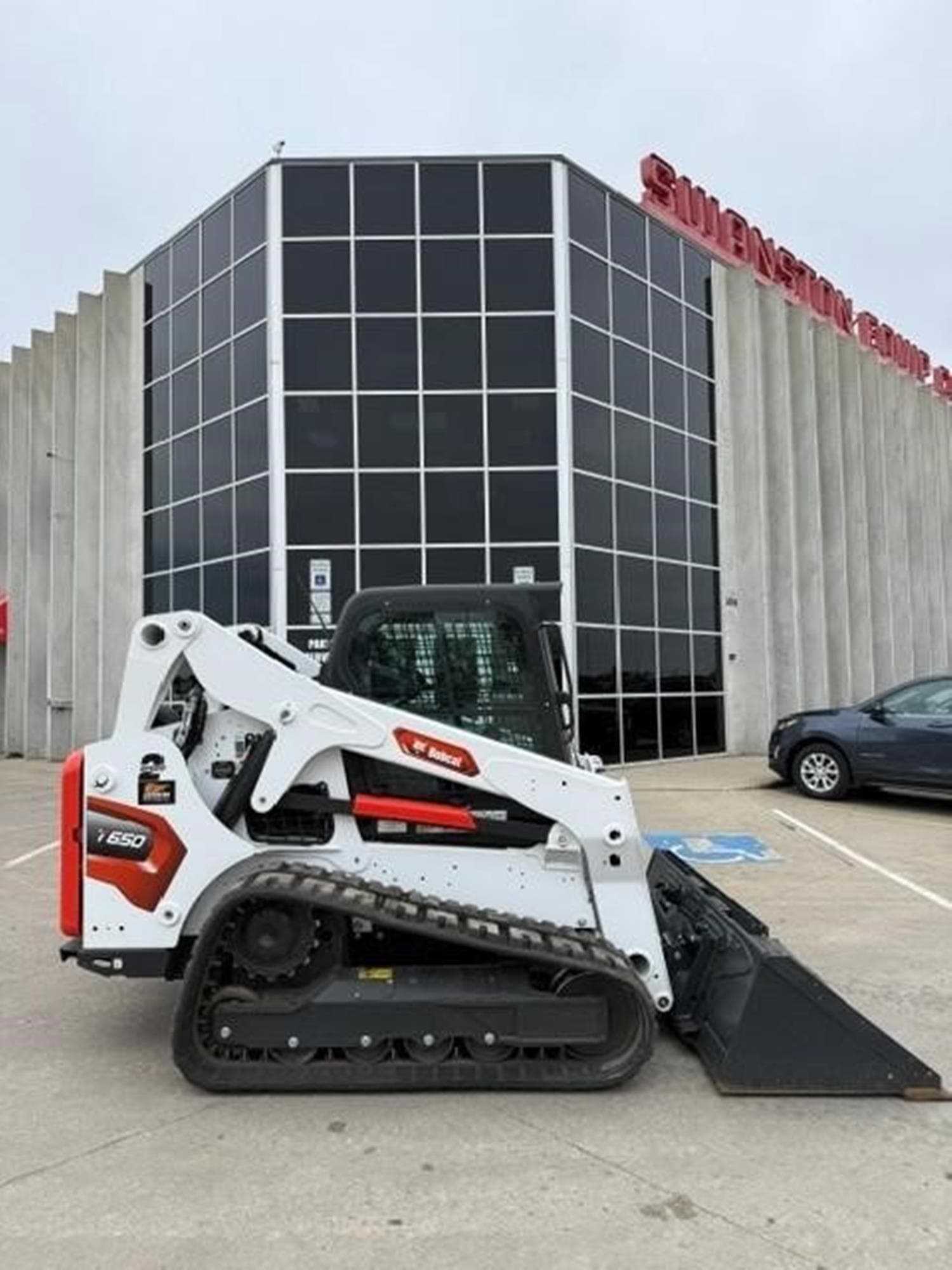 BOBCAT T650 3RfOl0A.jpeg