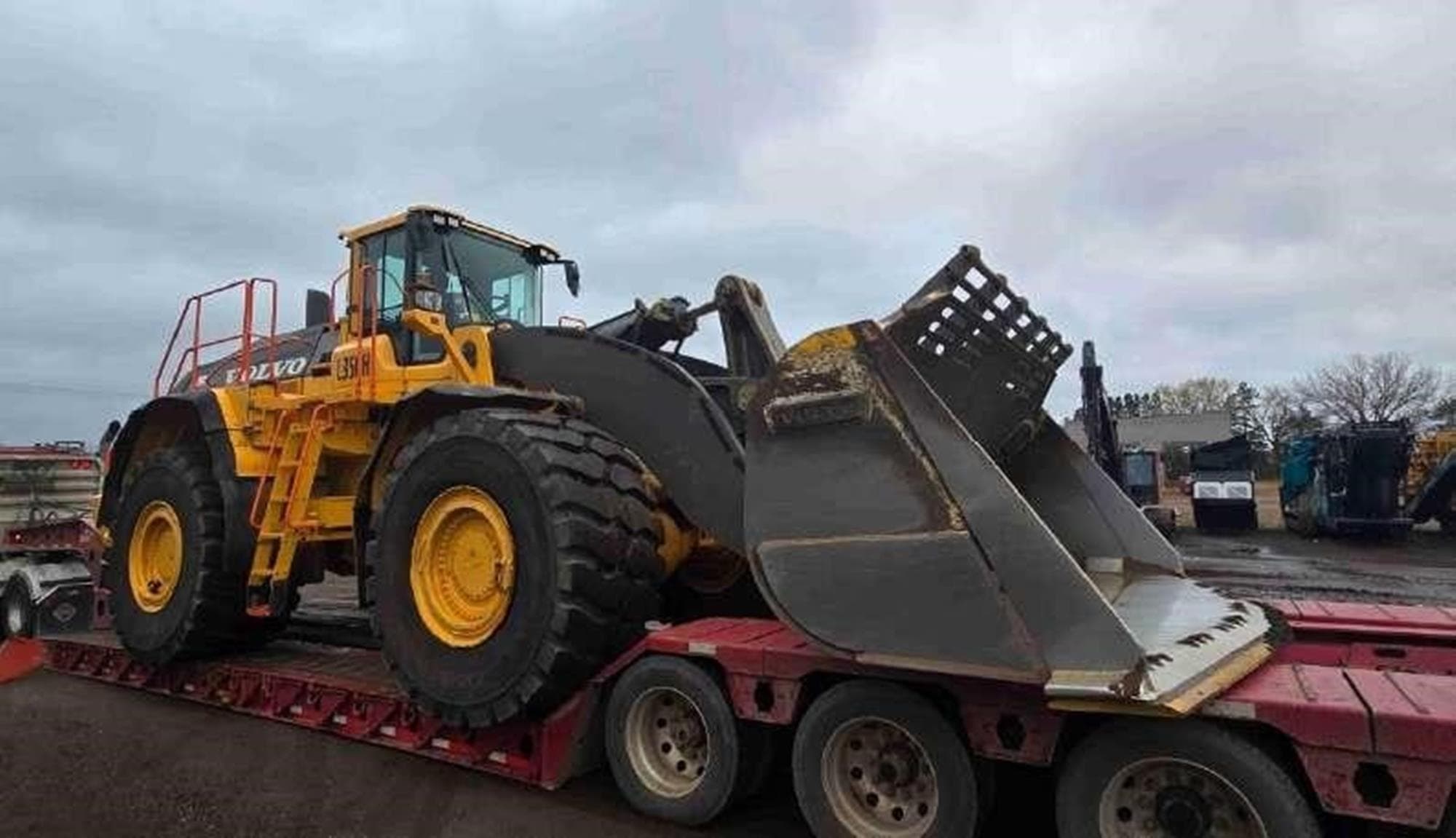 VOLVO L350H zBQ6y9V.jpeg