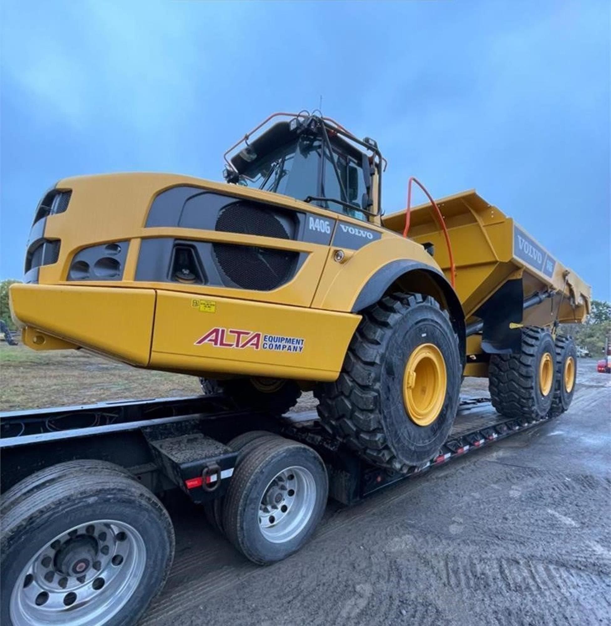 VOLVO A40G %2bMiUj.jpeg
