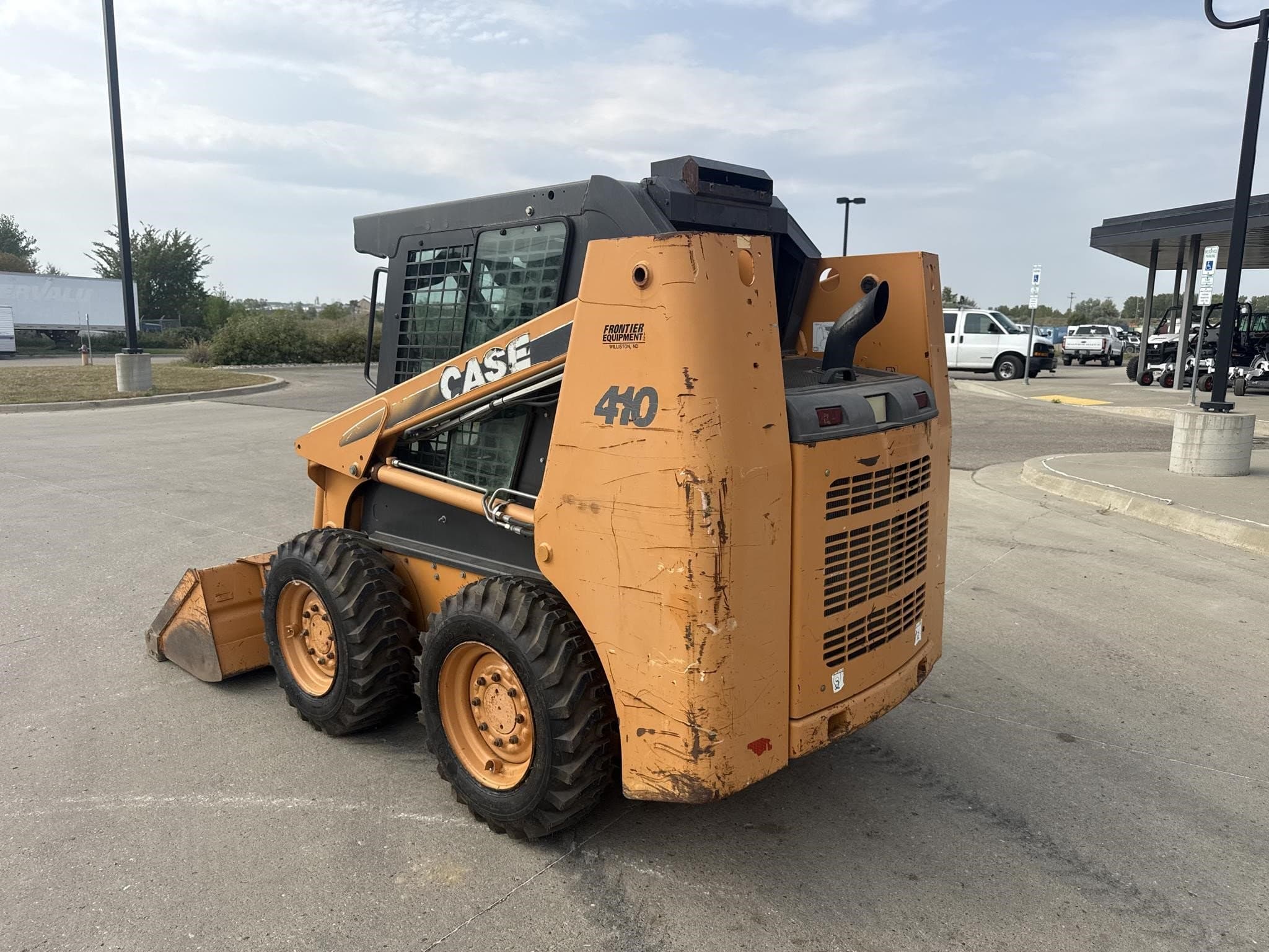 CASE 410 j8cVtL2.jpeg
