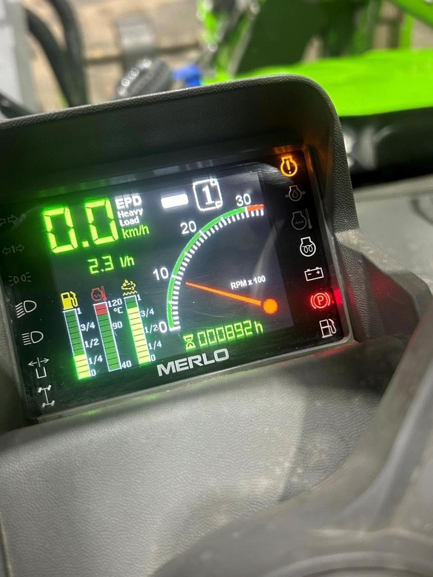 MERLO TF33.7 yr8nfAQ.jpeg