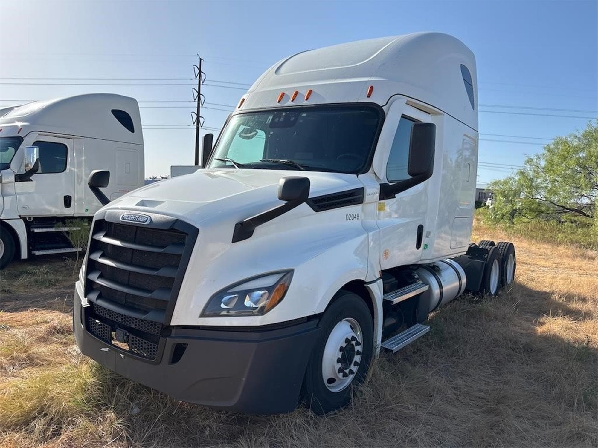 FREIGHTLINER CASCADIA 126 %2fAQRb.jpeg