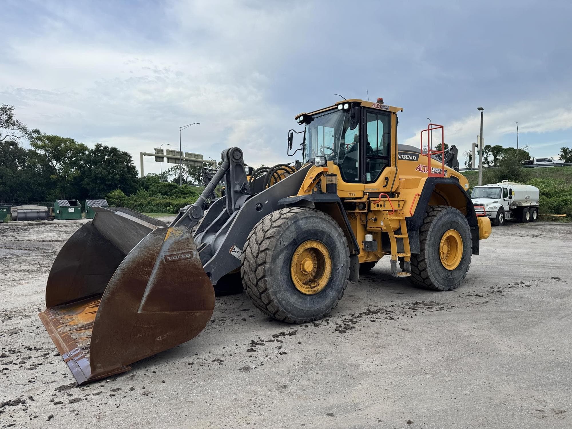 VOLVO L150H V3WEEQQ.jpeg