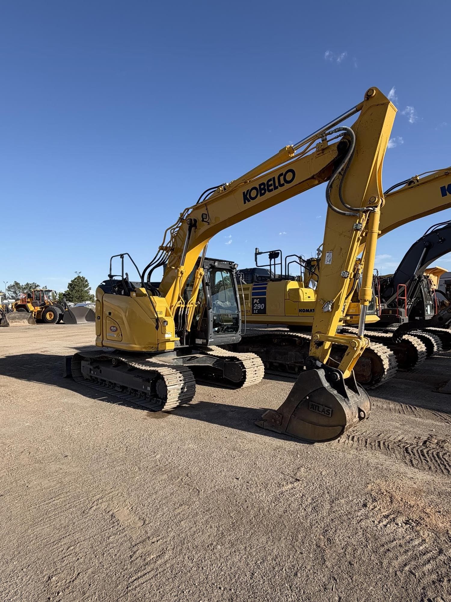 KOBELCO SK140SR LC-7 YKku6O9.jpeg
